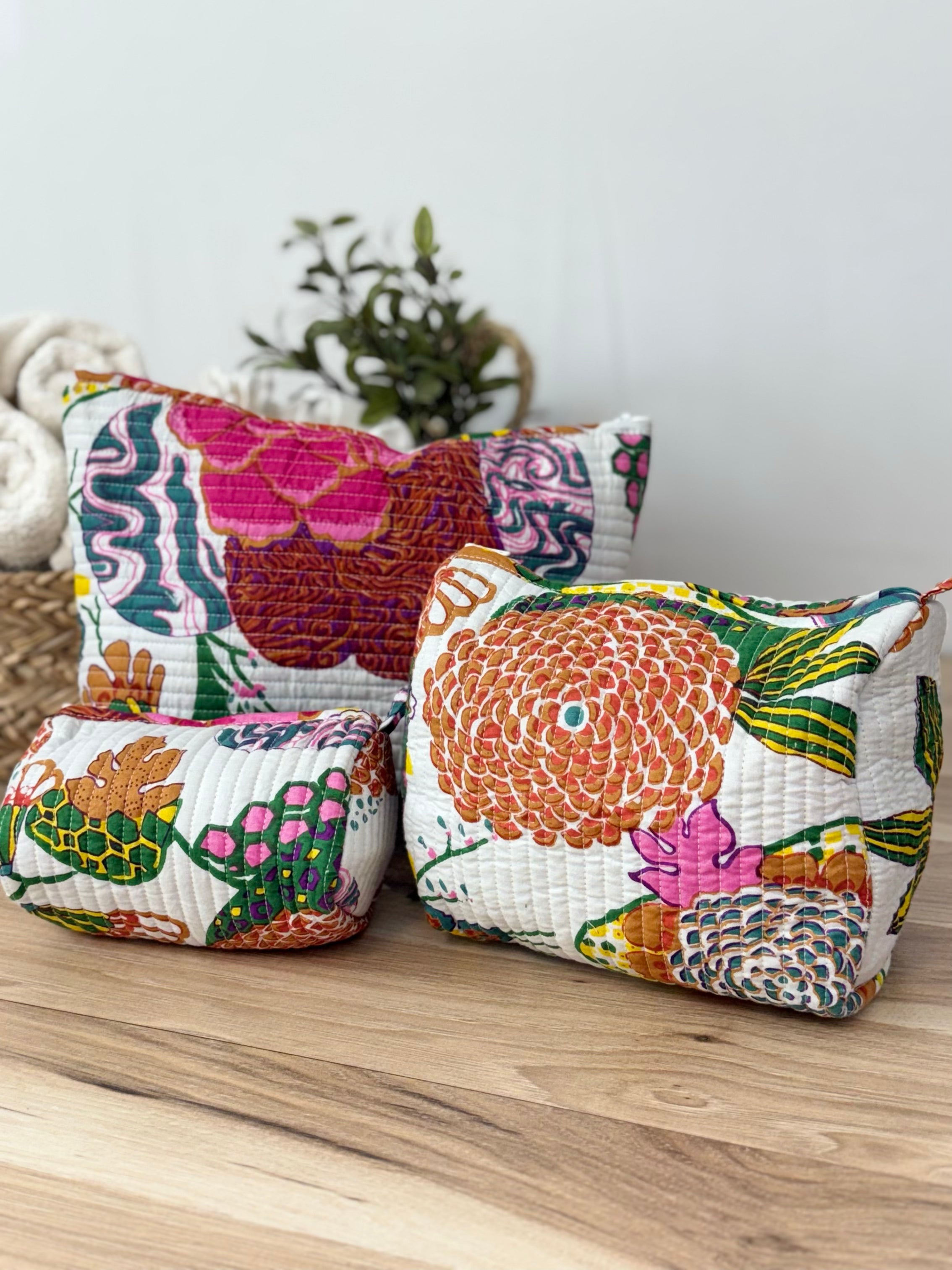 Lily Block Print Toiletry Set