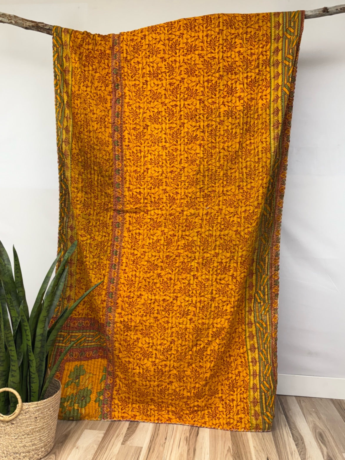 Vintage Cotton Kantha Quilt - Twin