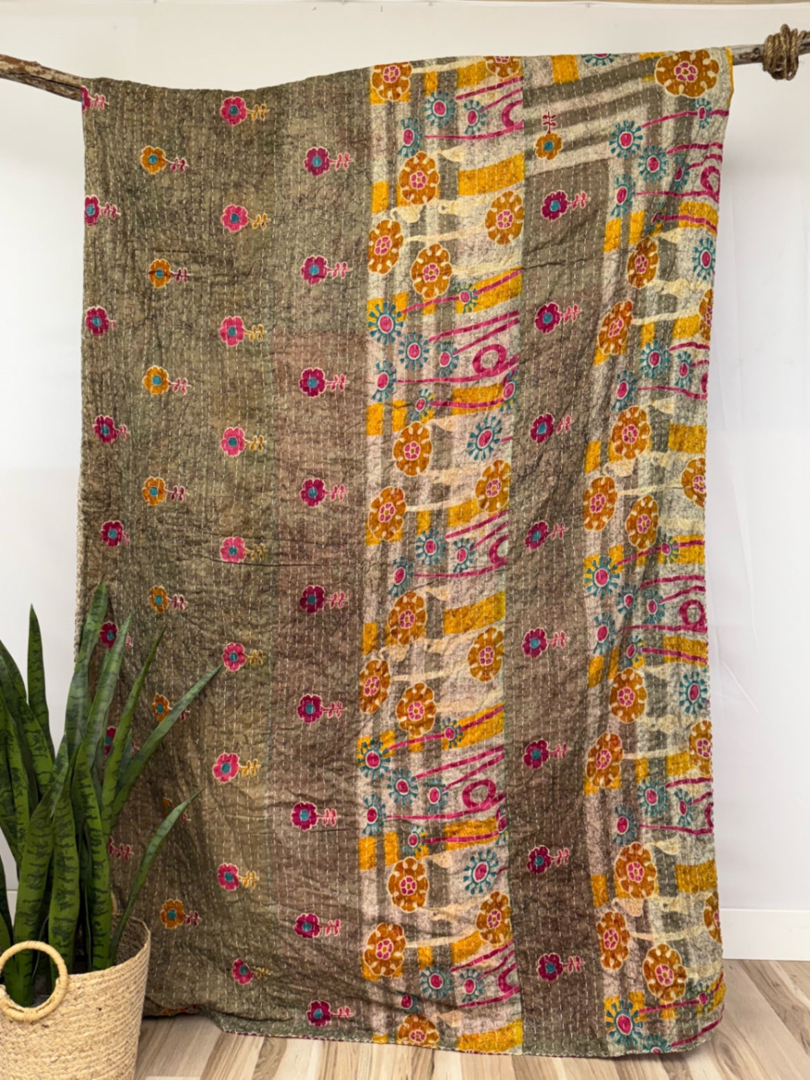 Vintage Cotton Kantha Quilt - Twin