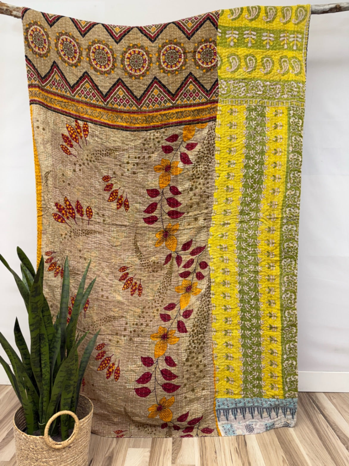 Vintage Cotton Kantha Quilt - Twin