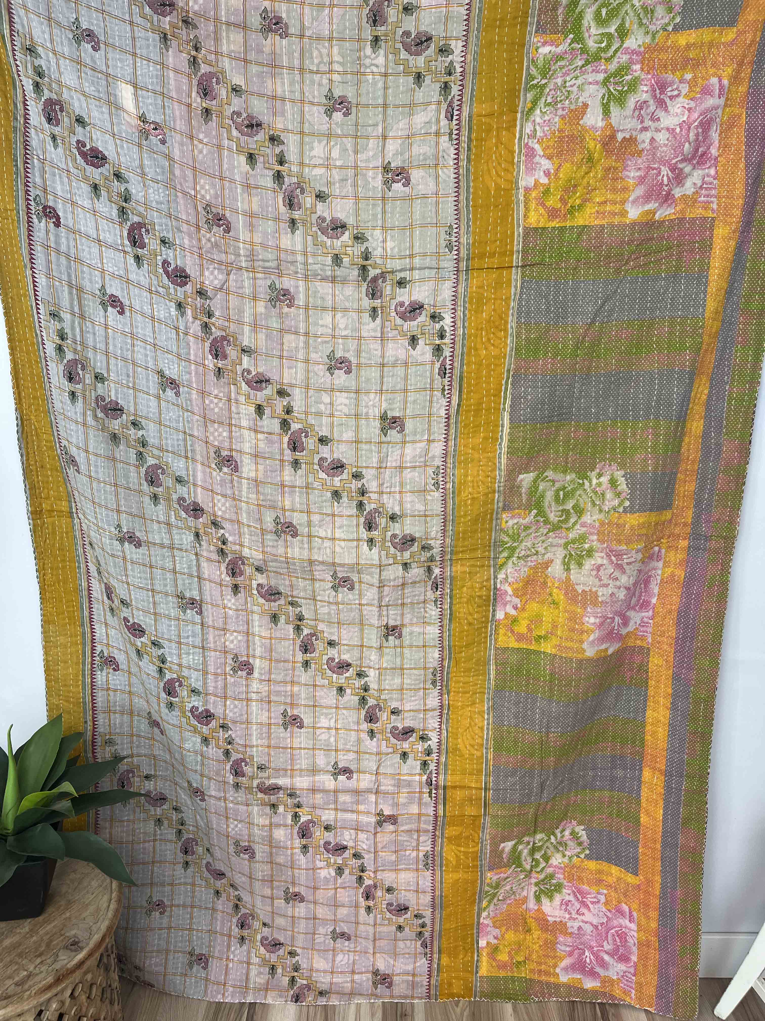 Vintage Cotton Kantha Quilt - Twin