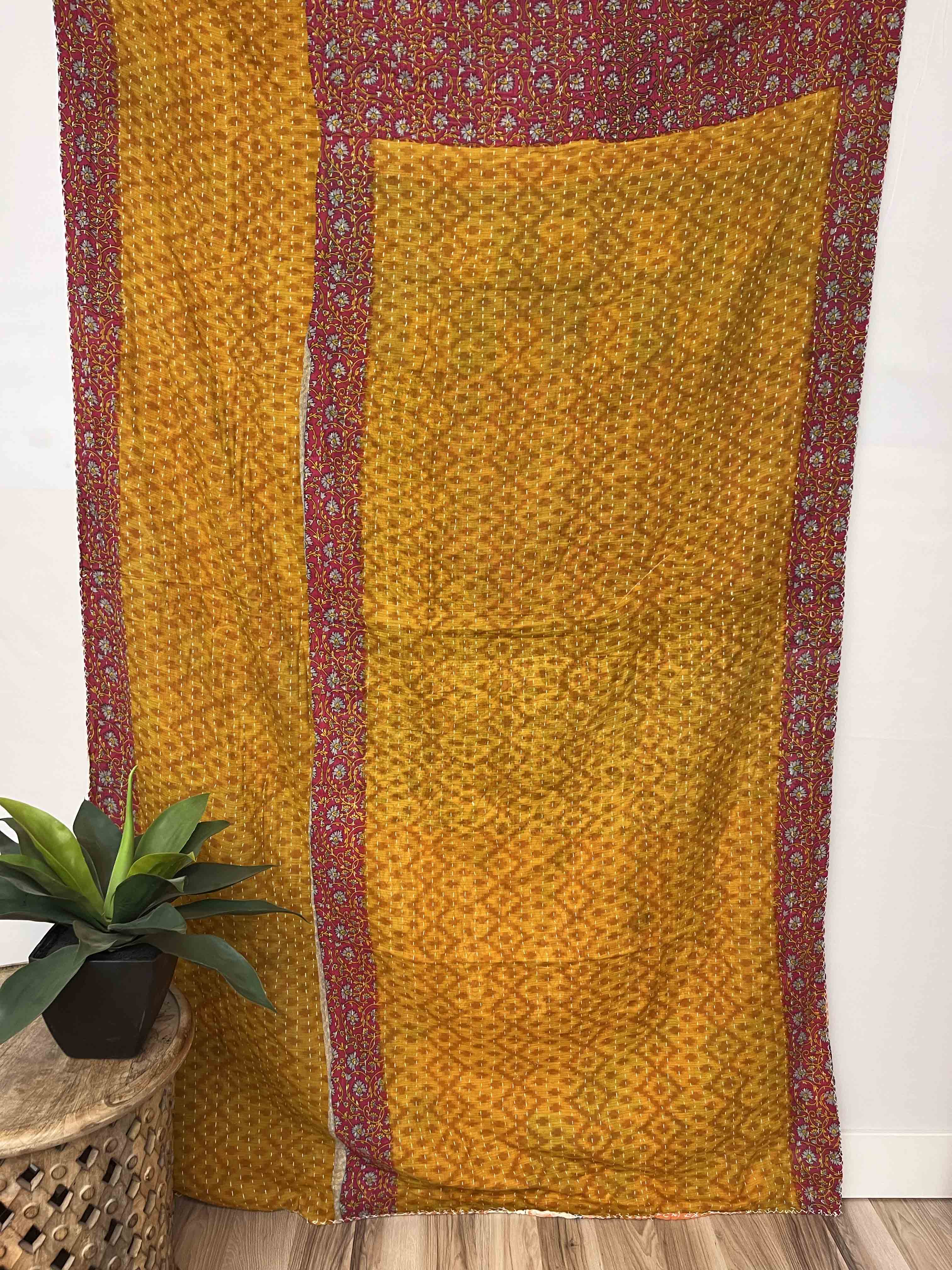 Vintage Cotton Kantha Quilt - Twin