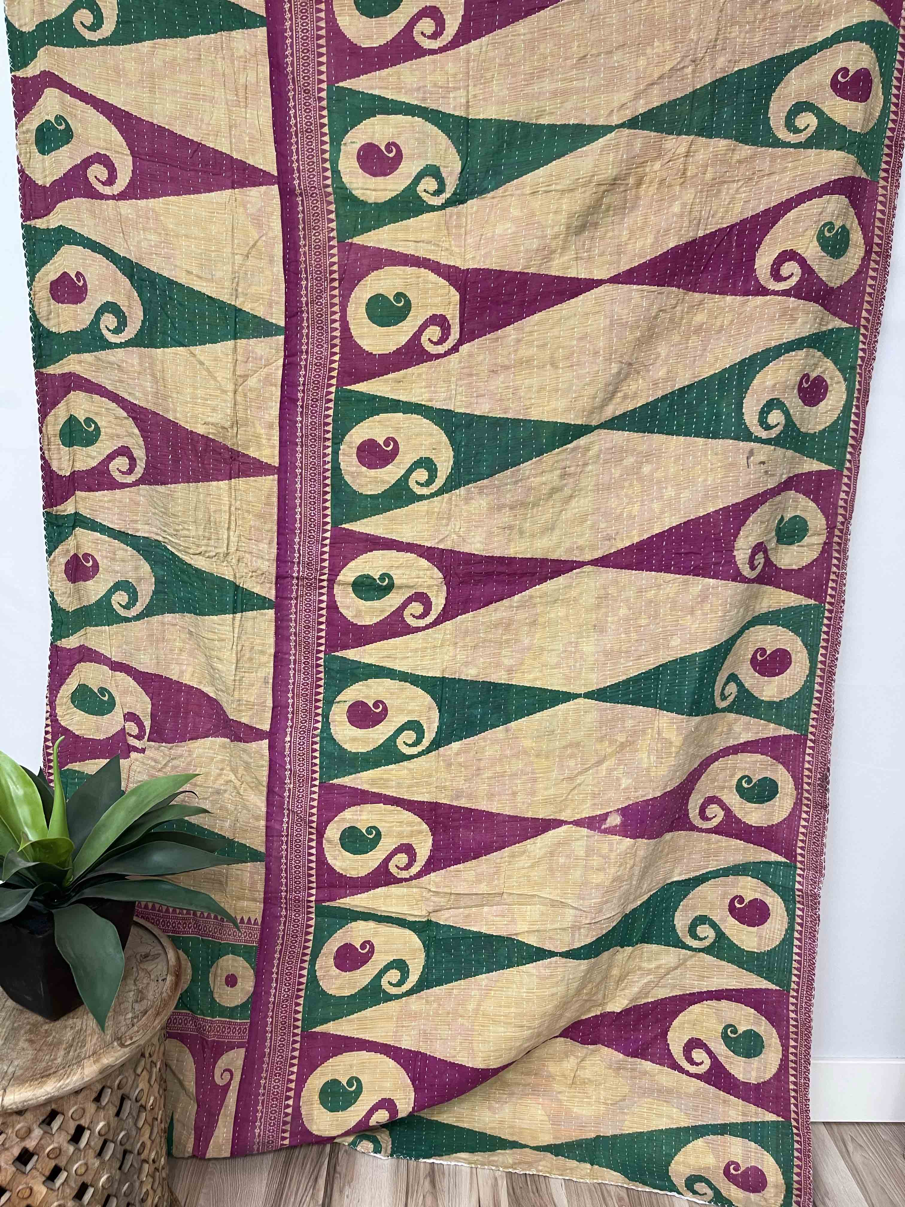 Vintage Cotton Kantha Quilt - Twin