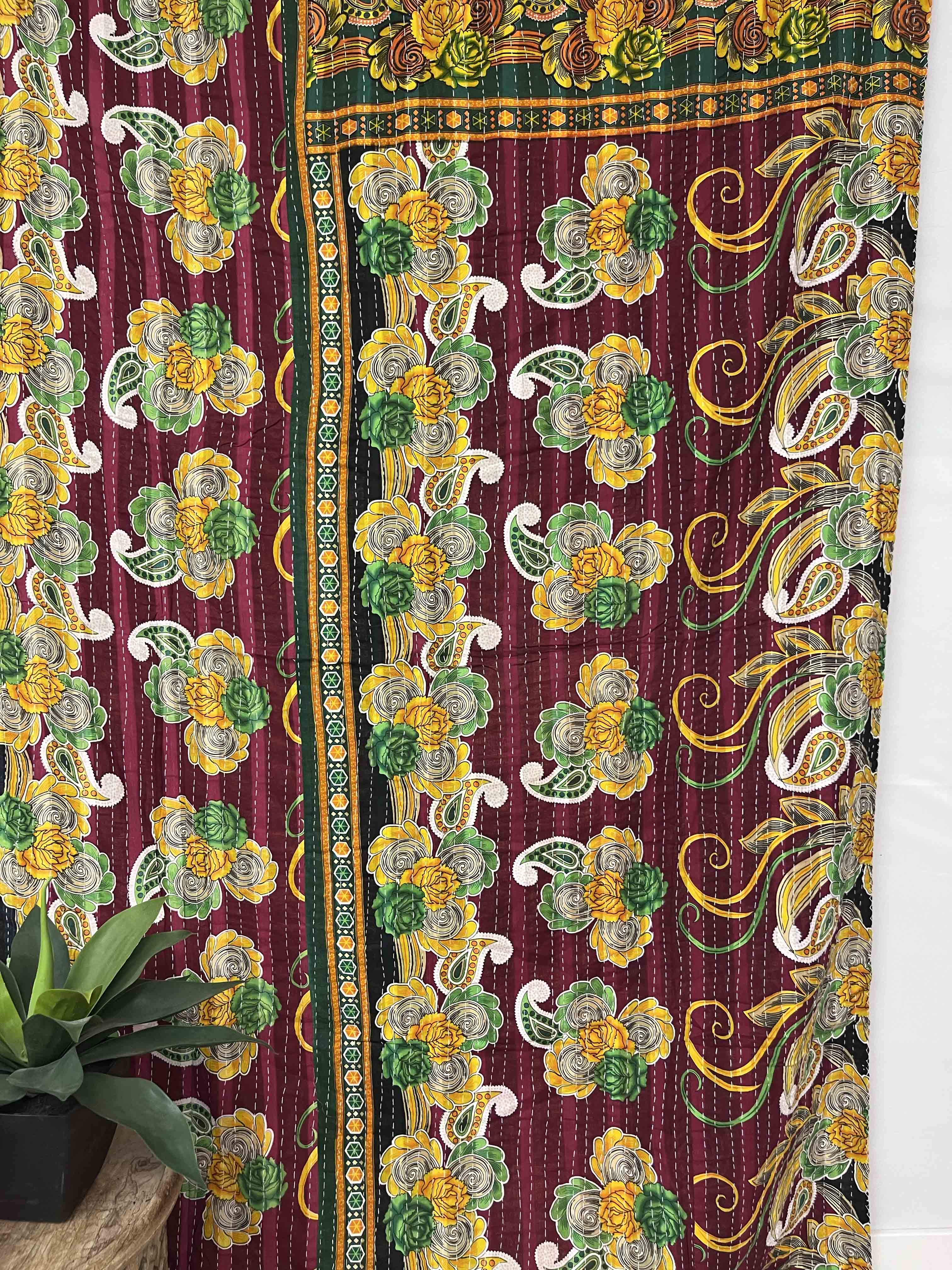 Vintage Cotton Kantha Quilt - Twin