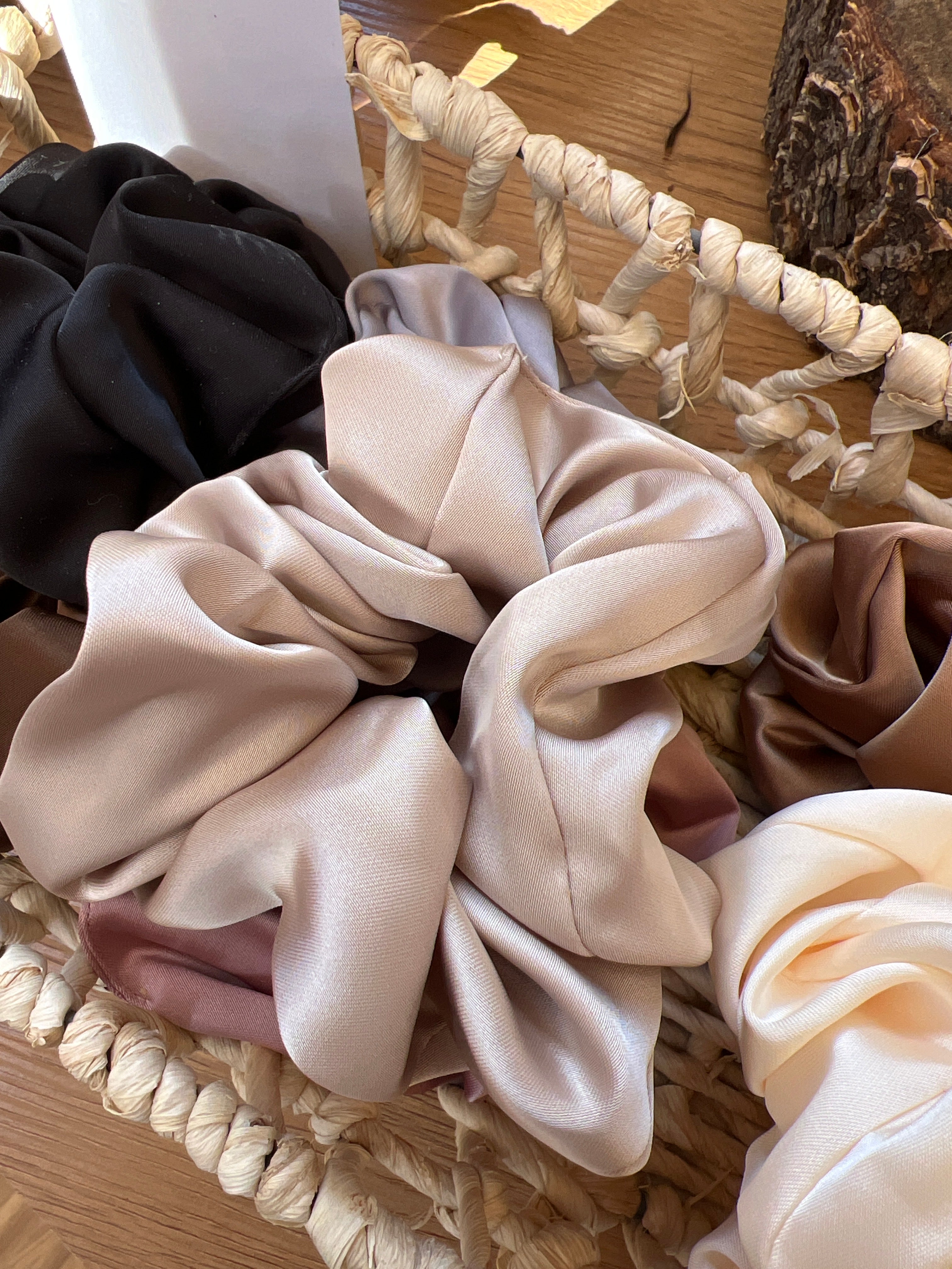XL Scrunchie (Events)