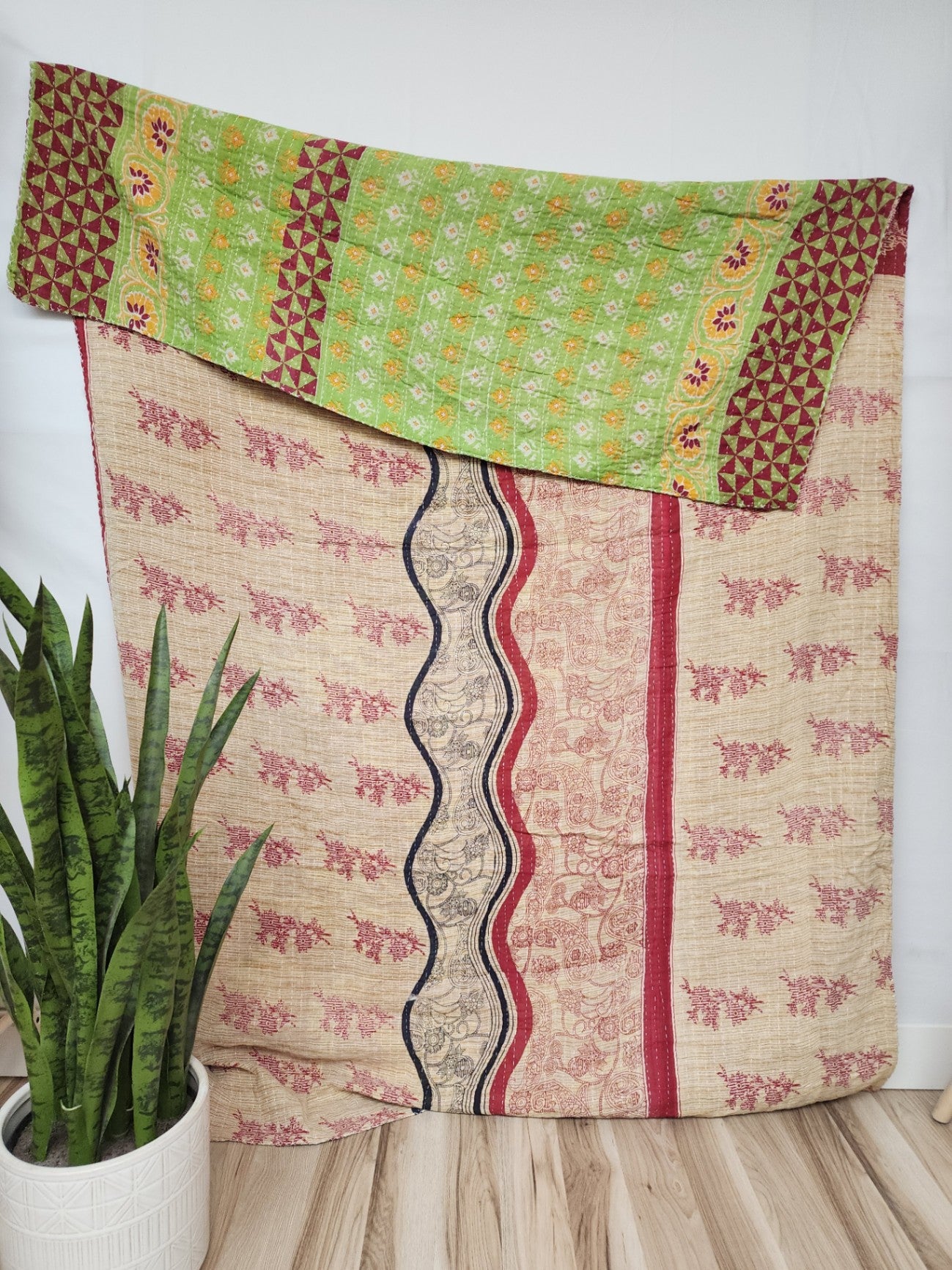 Vintage Cotton Kantha Quilt - Twin