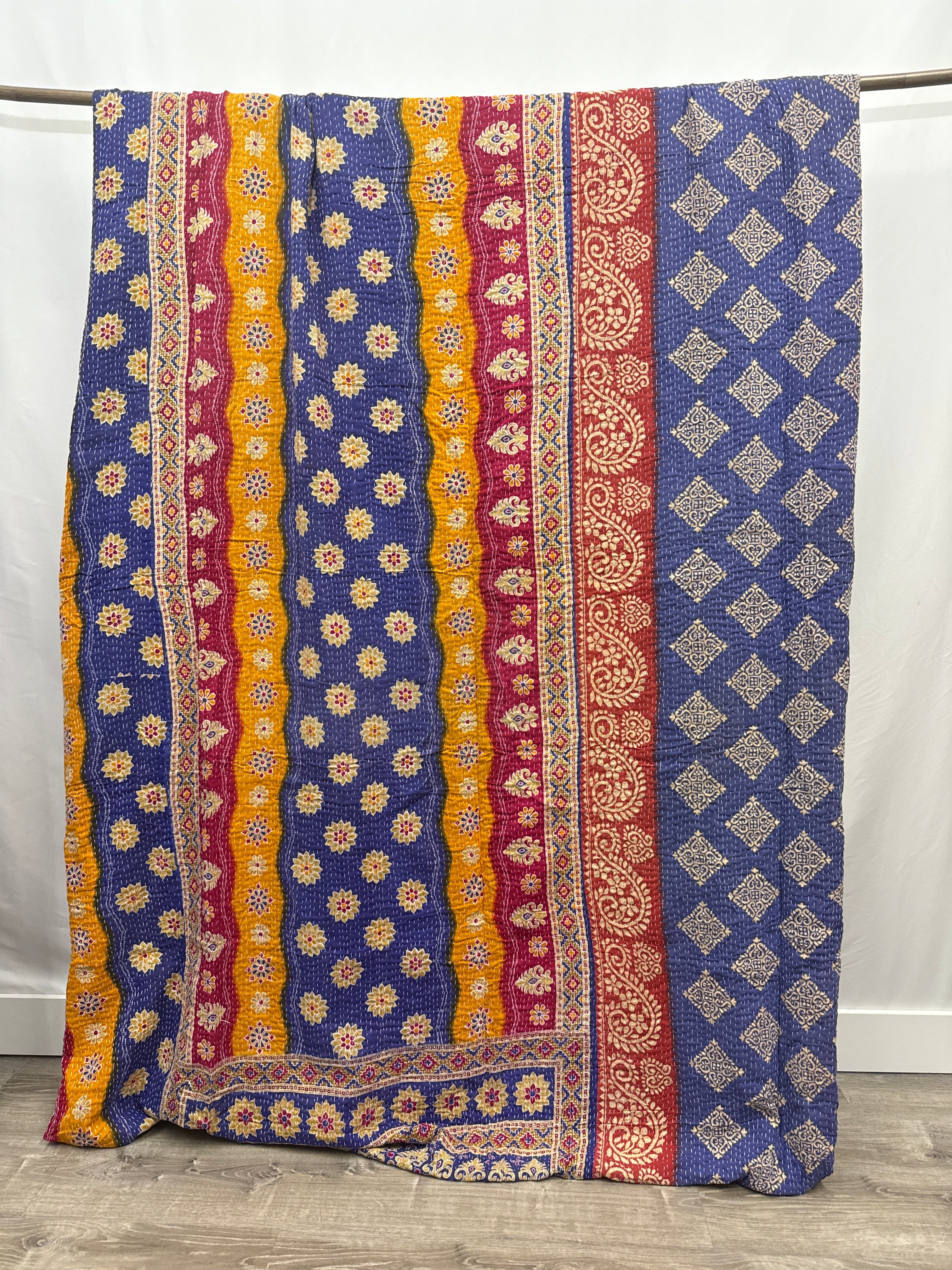 Patchwork Vintage Cotton Kantha Quilt - Queen