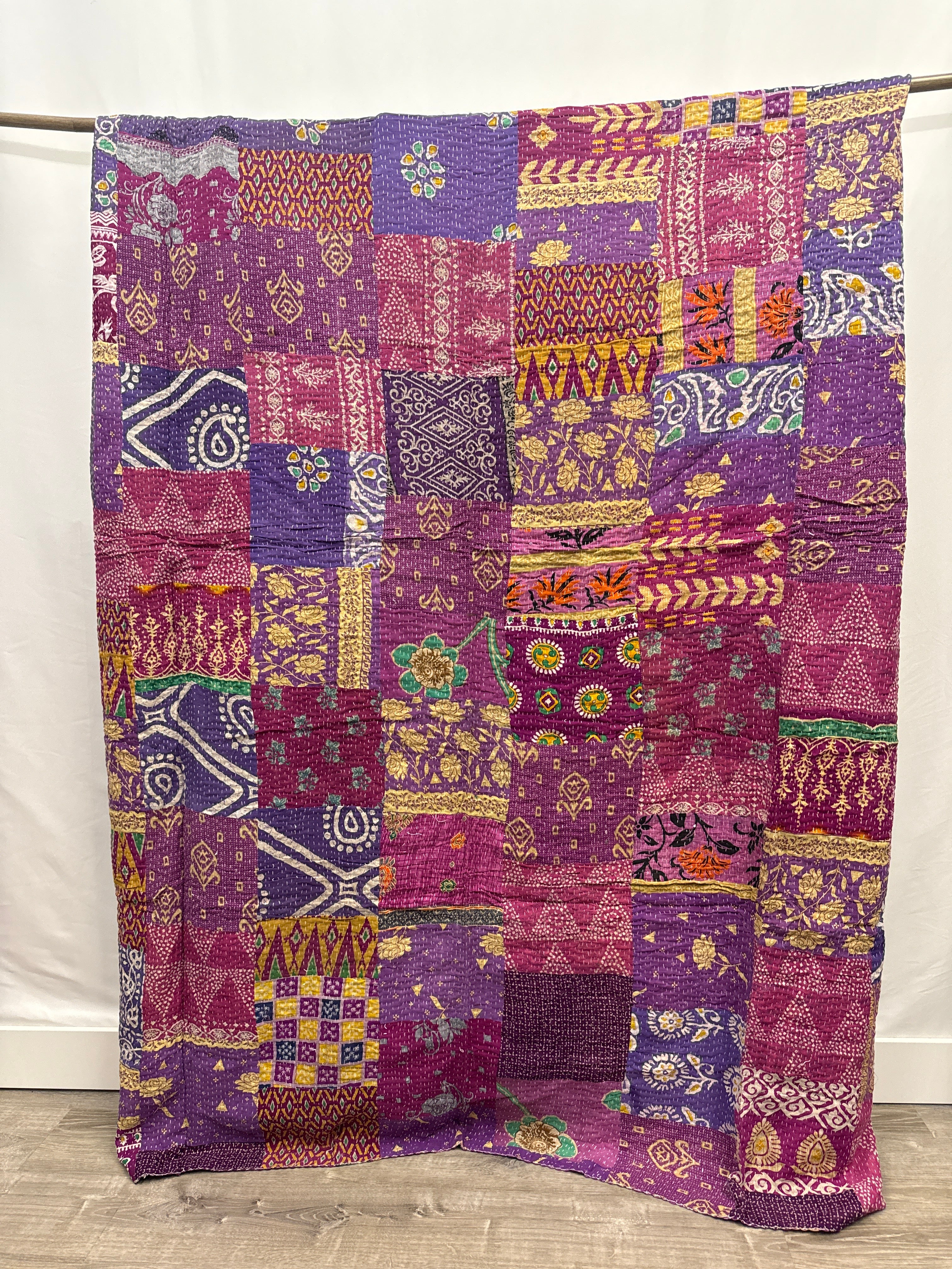 Patchwork Vintage Cotton Kantha Quilt - Queen