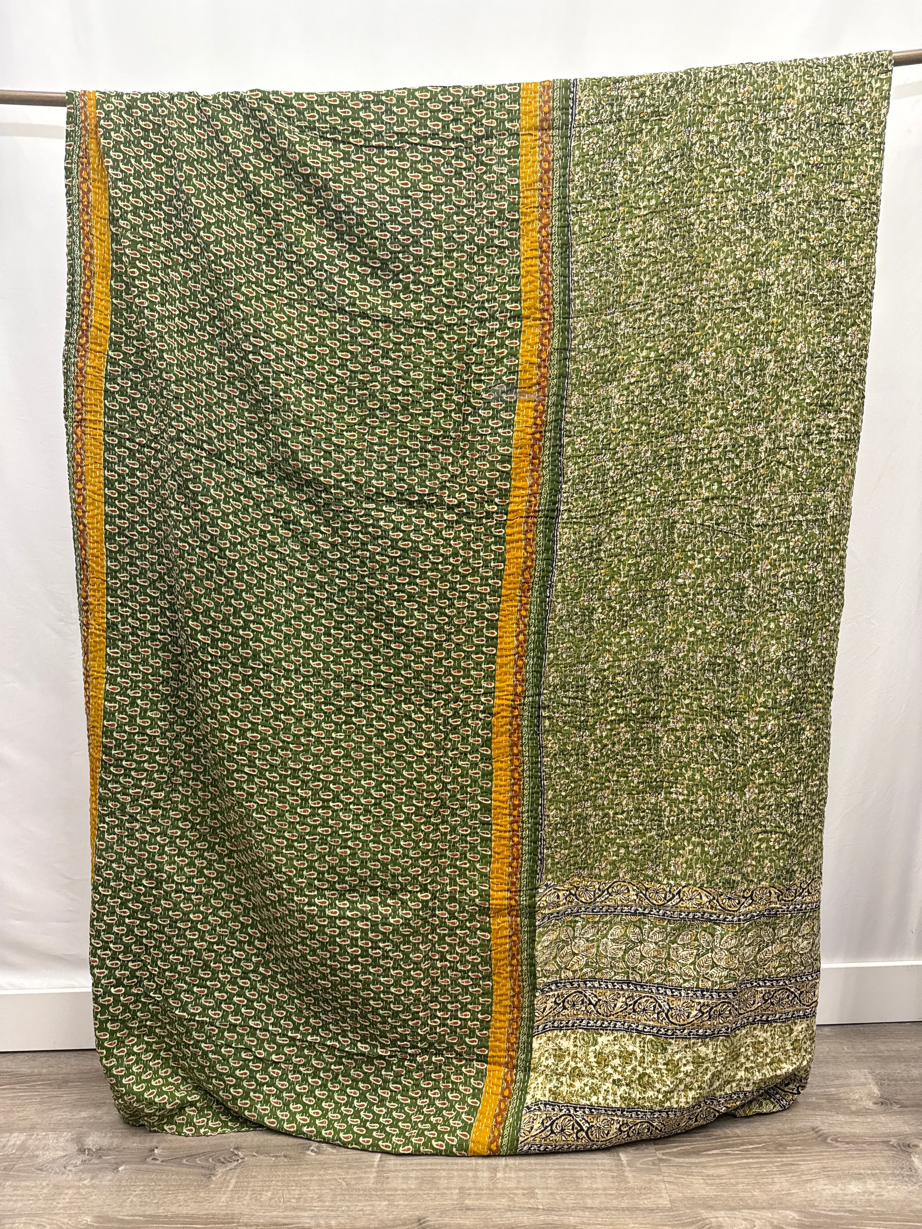 Patchwork Vintage Cotton Kantha Quilt - Queen