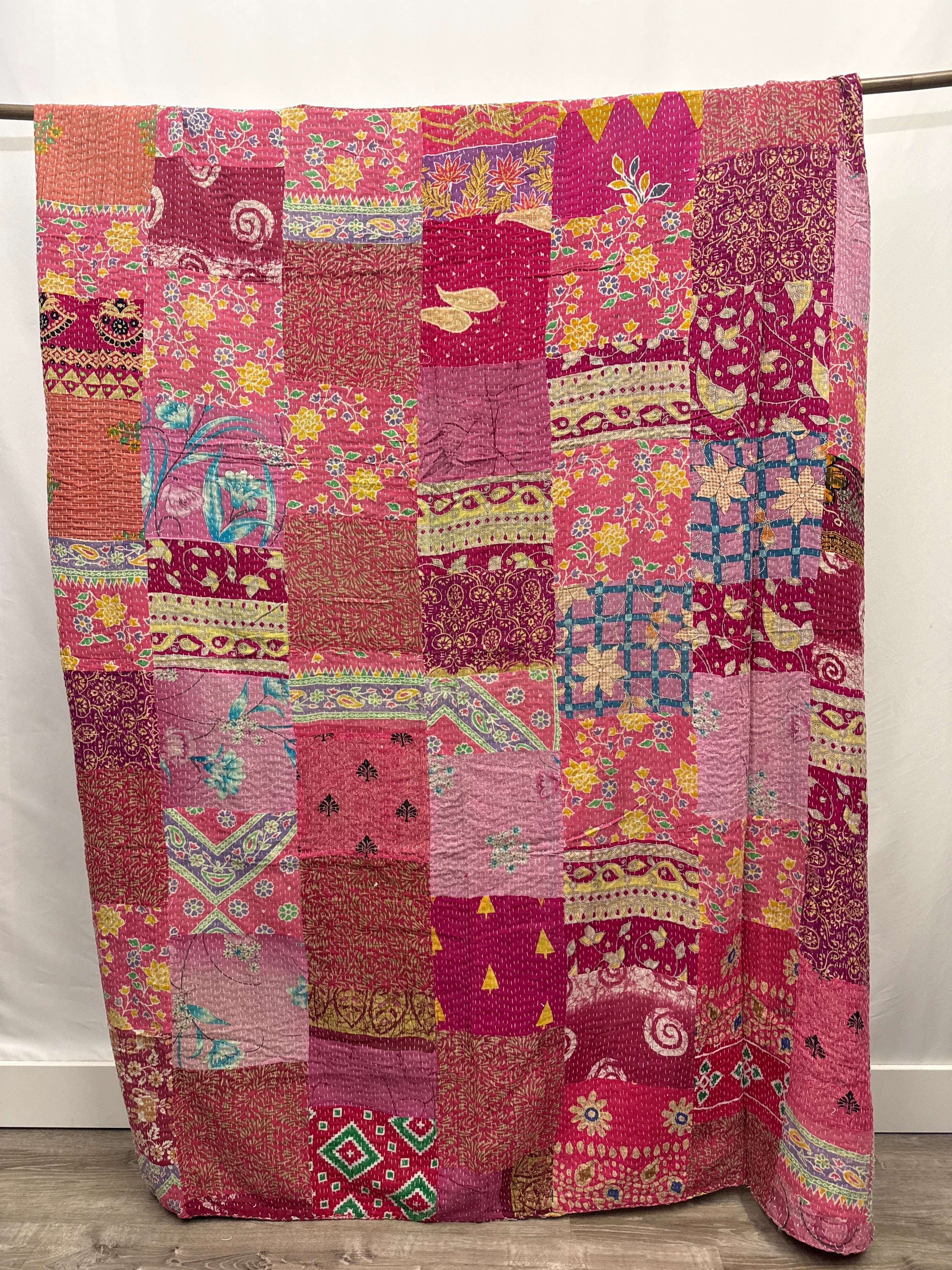 Patchwork Vintage Cotton Kantha Quilt - Queen