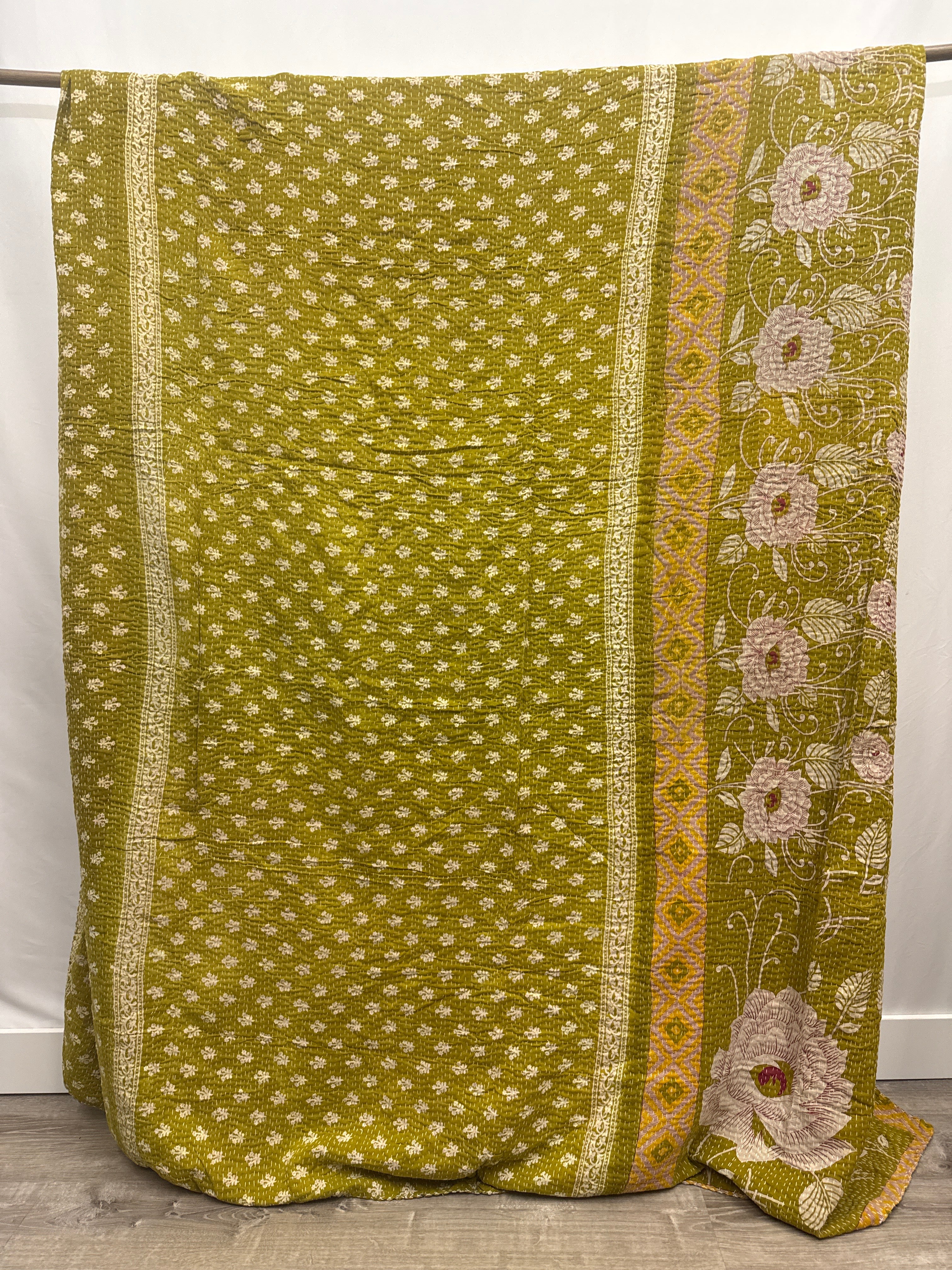 Patchwork Vintage Cotton Kantha Quilt - Queen