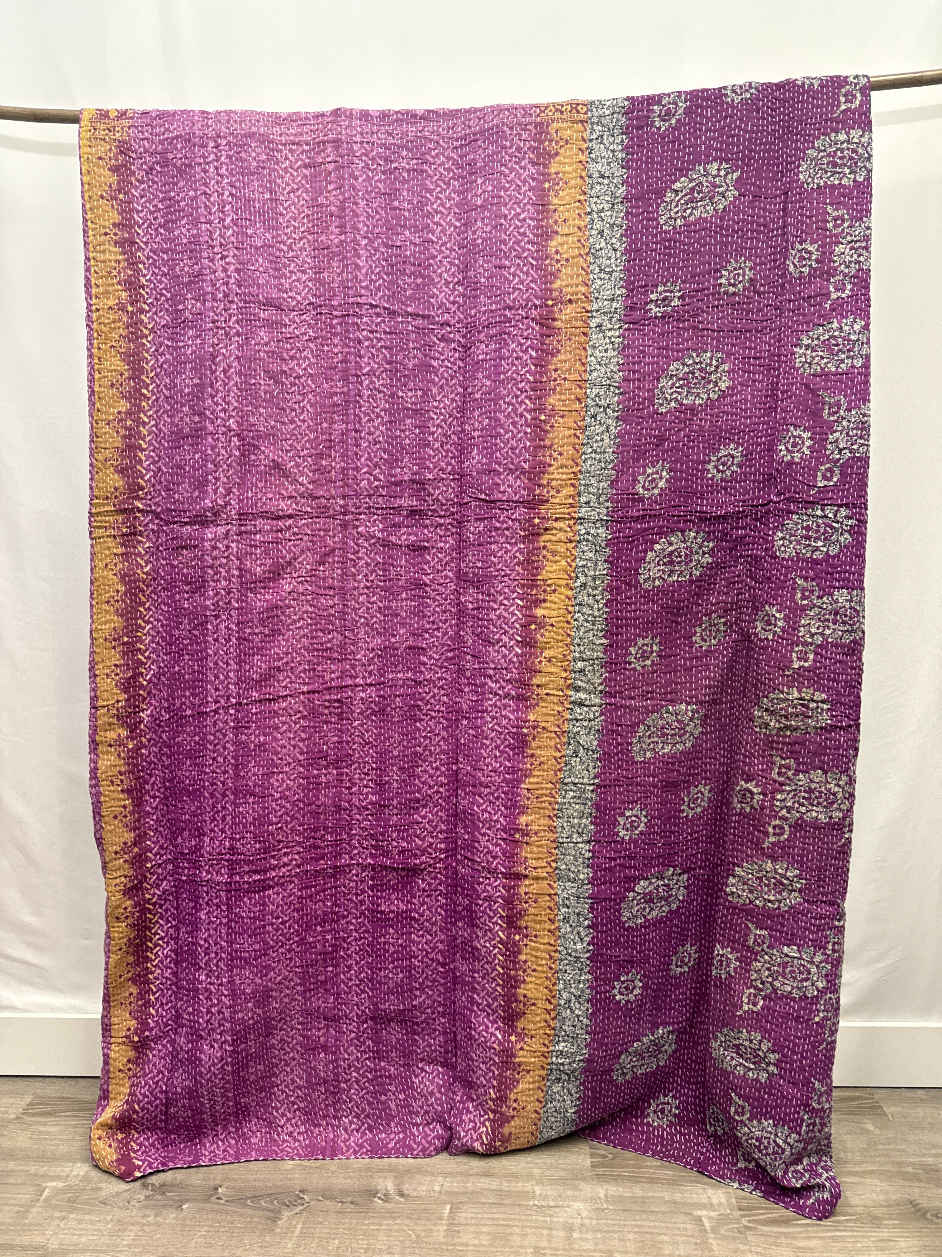 Patchwork Vintage Cotton Kantha Quilt - Queen