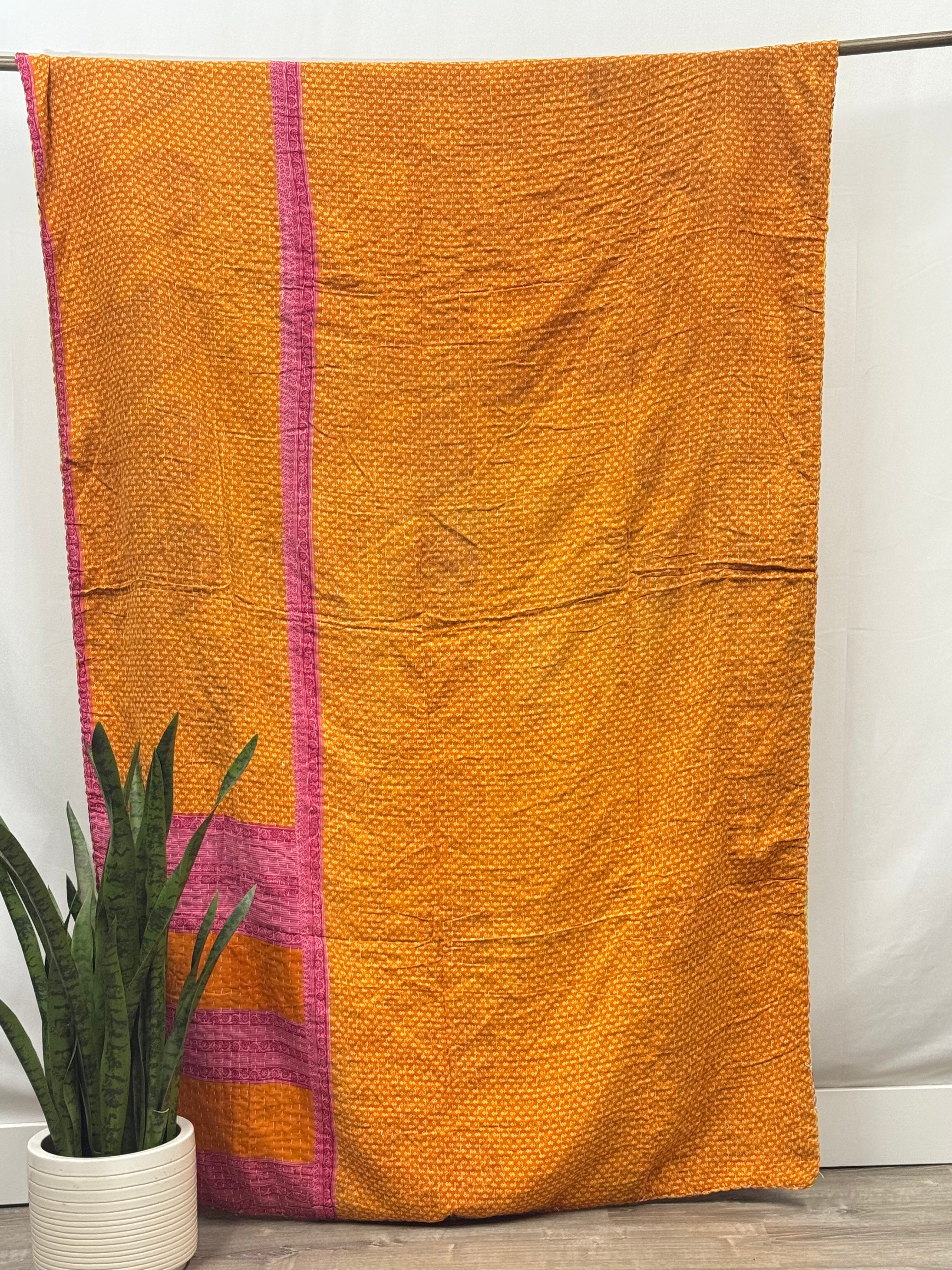Patchwork Vintage Cotton Kantha Quilt - Twin