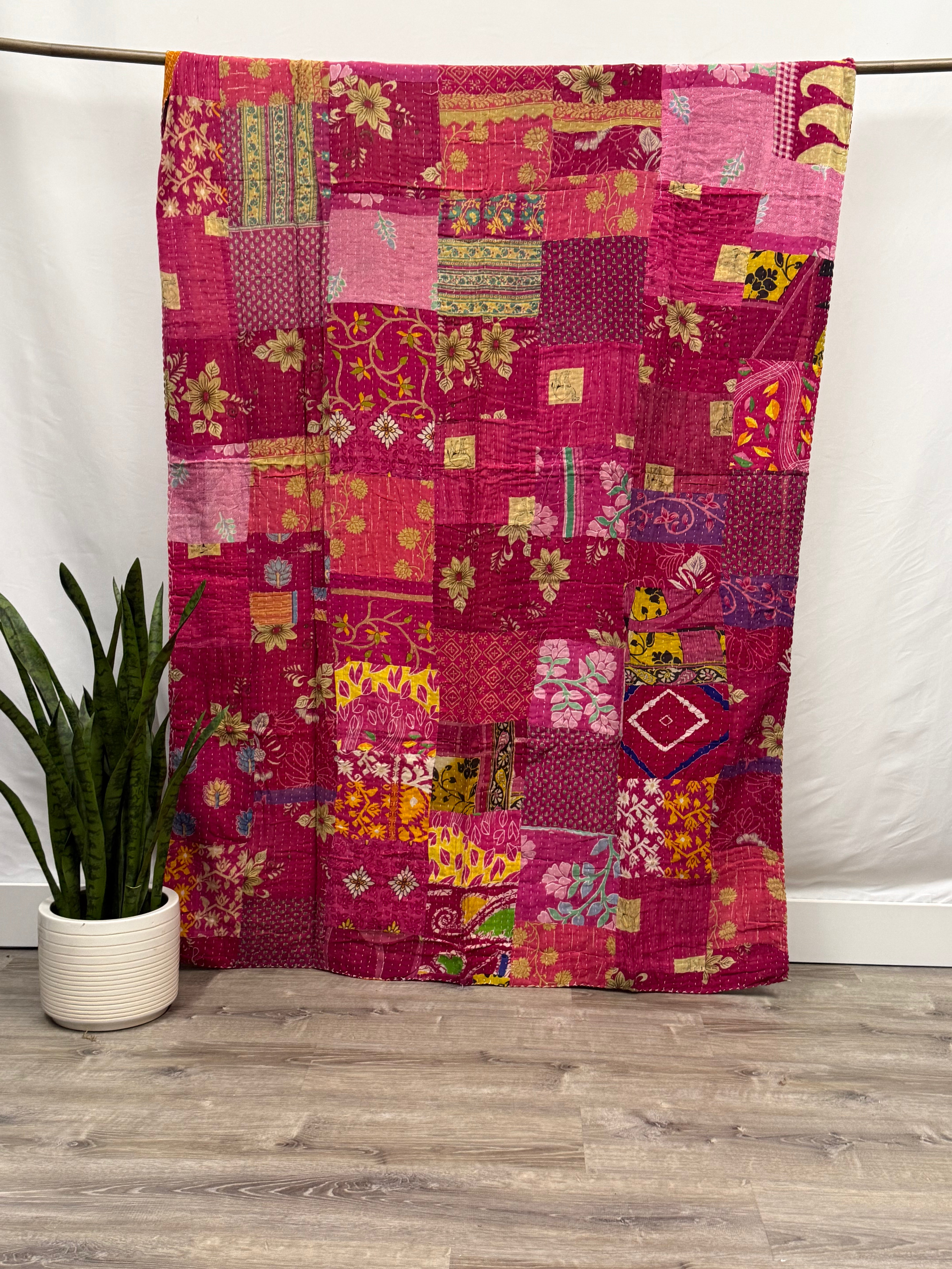 Patchwork Vintage Cotton Kantha Quilt - Twin
