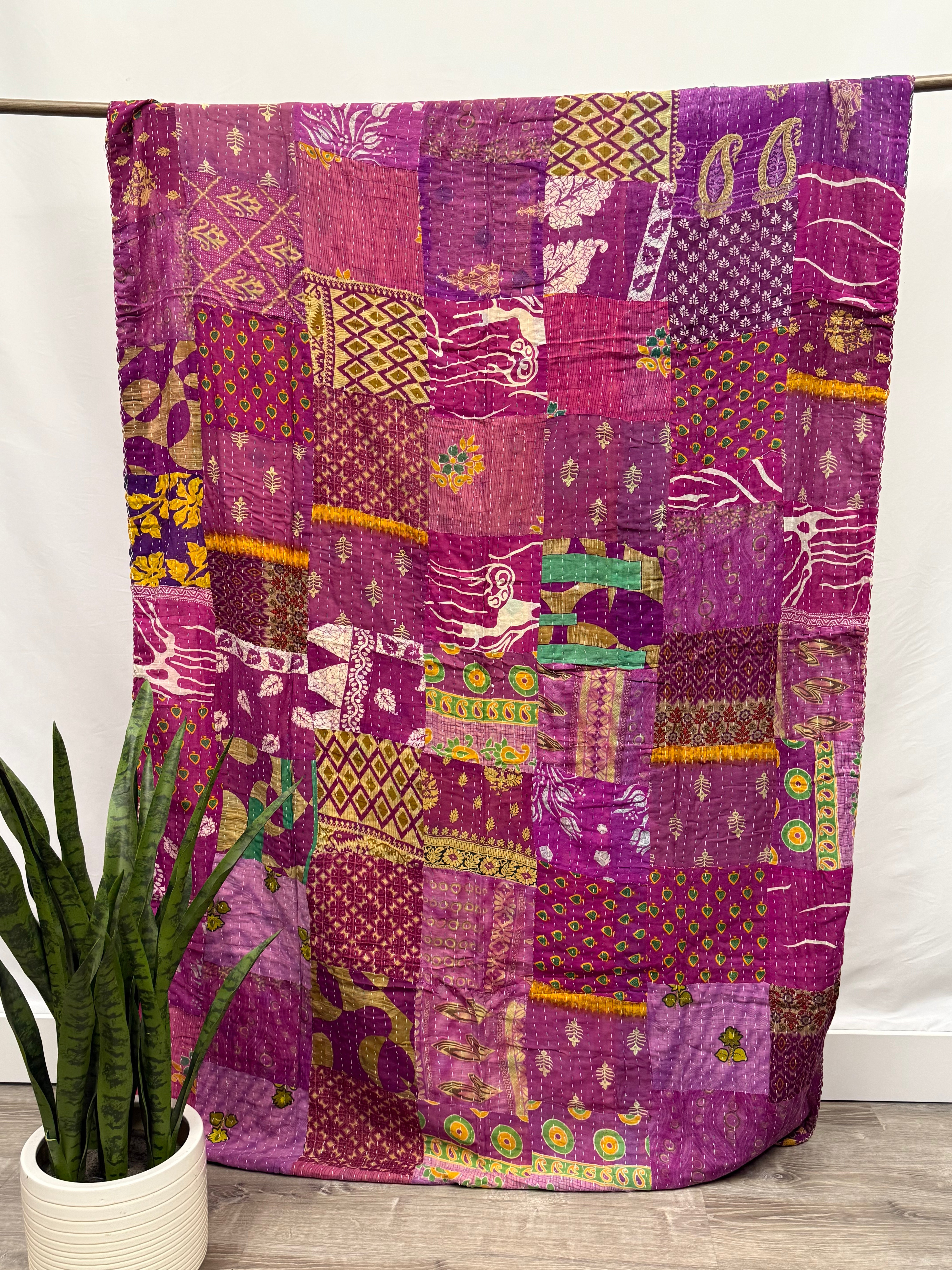 Patchwork Vintage Cotton Kantha Quilt - Twin