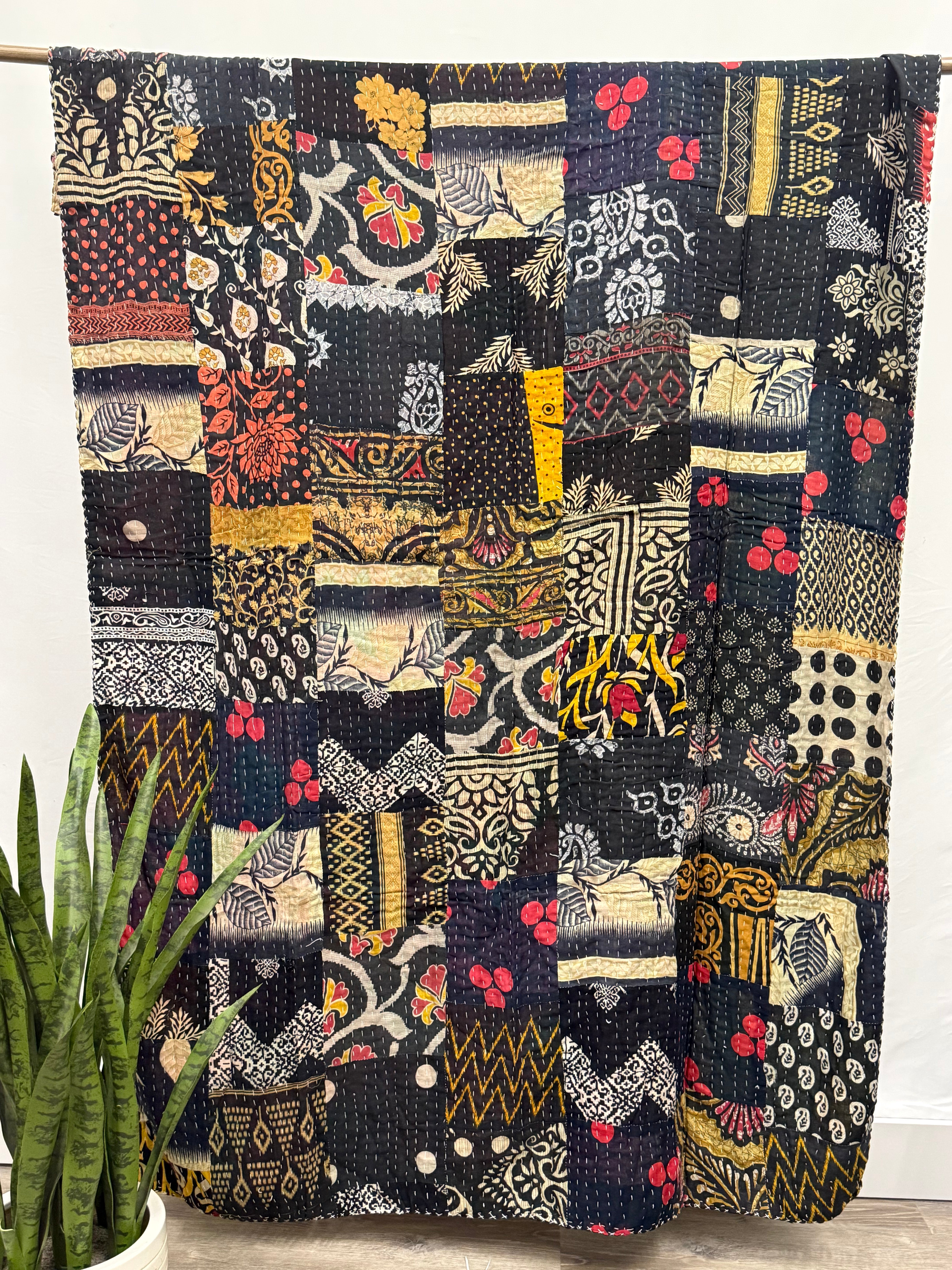 Patchwork Vintage Cotton Kantha Quilt - Twin