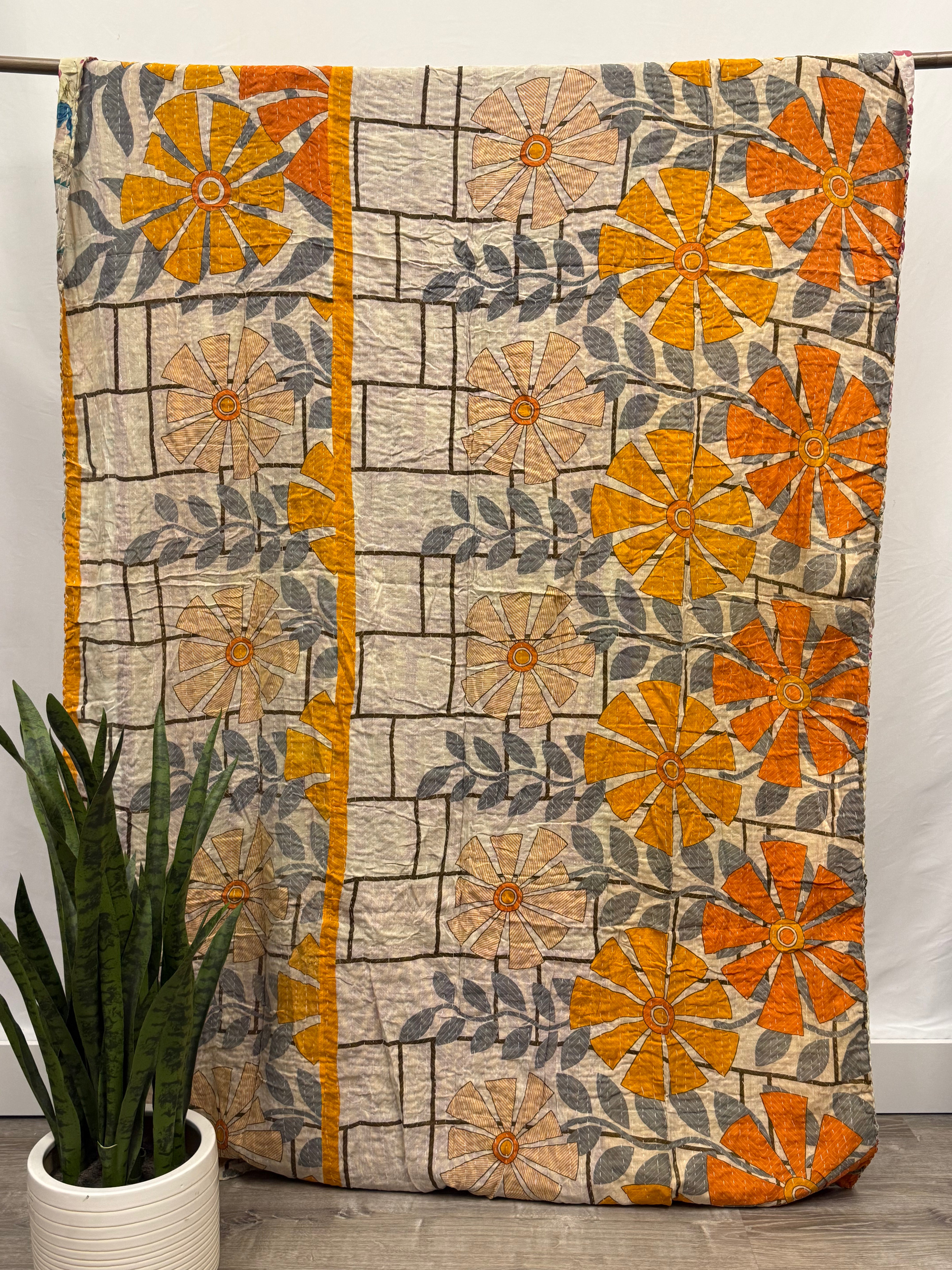 Patchwork Vintage Cotton Kantha Quilt - Twin