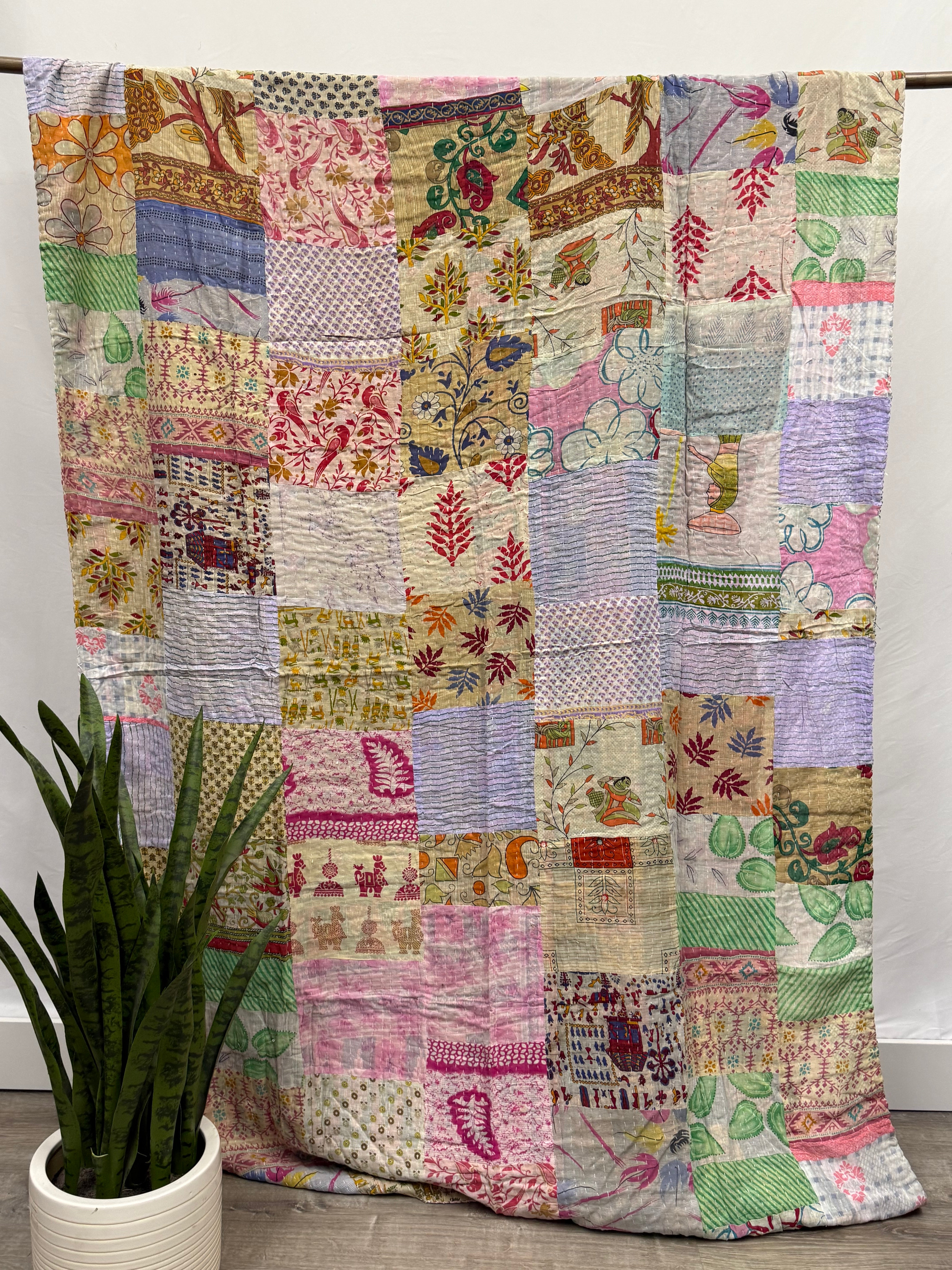Patchwork Vintage Cotton Kantha Quilt - Twin