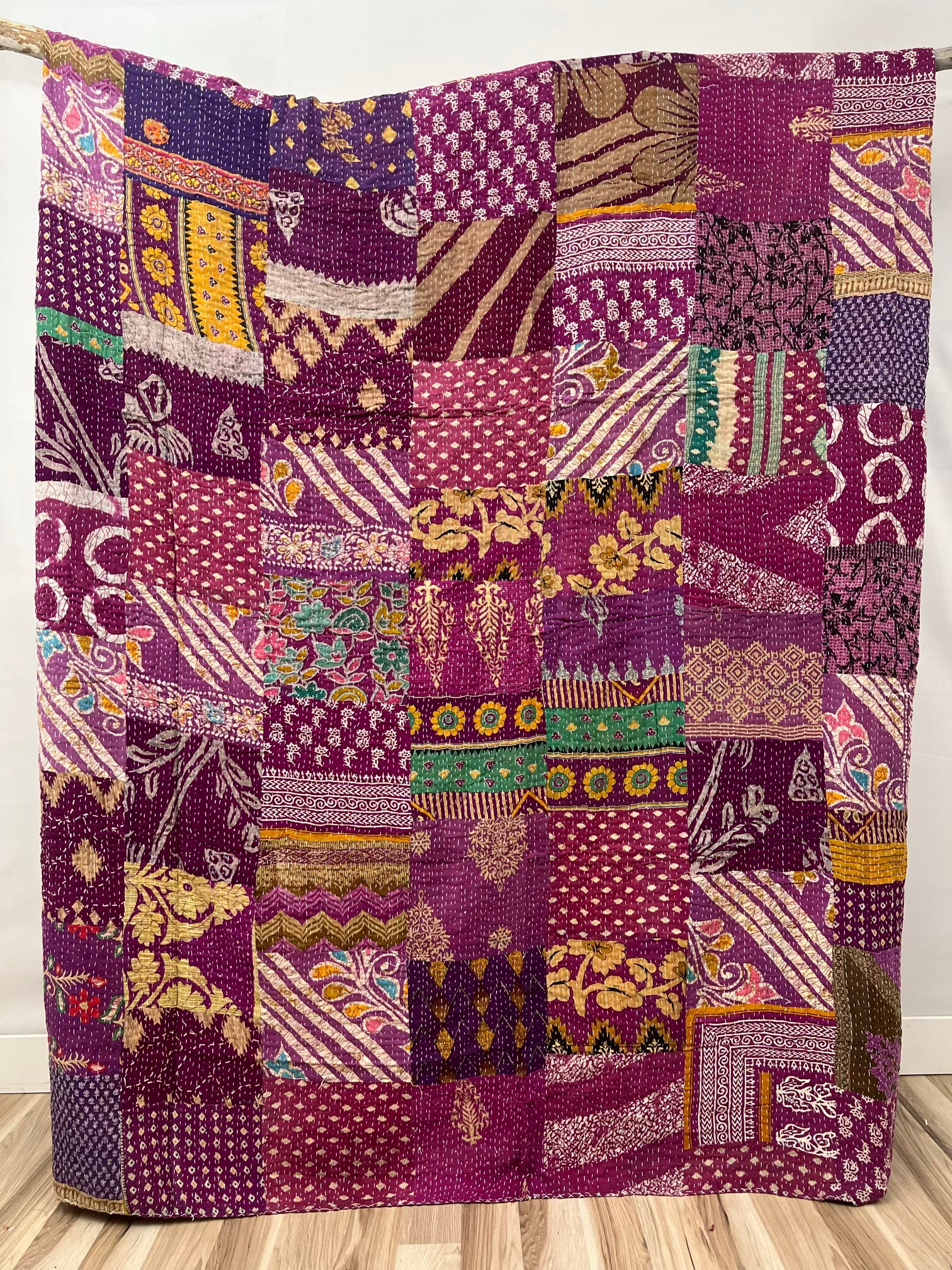 Patchwork Vintage Cotton Kantha Quilt - Queen