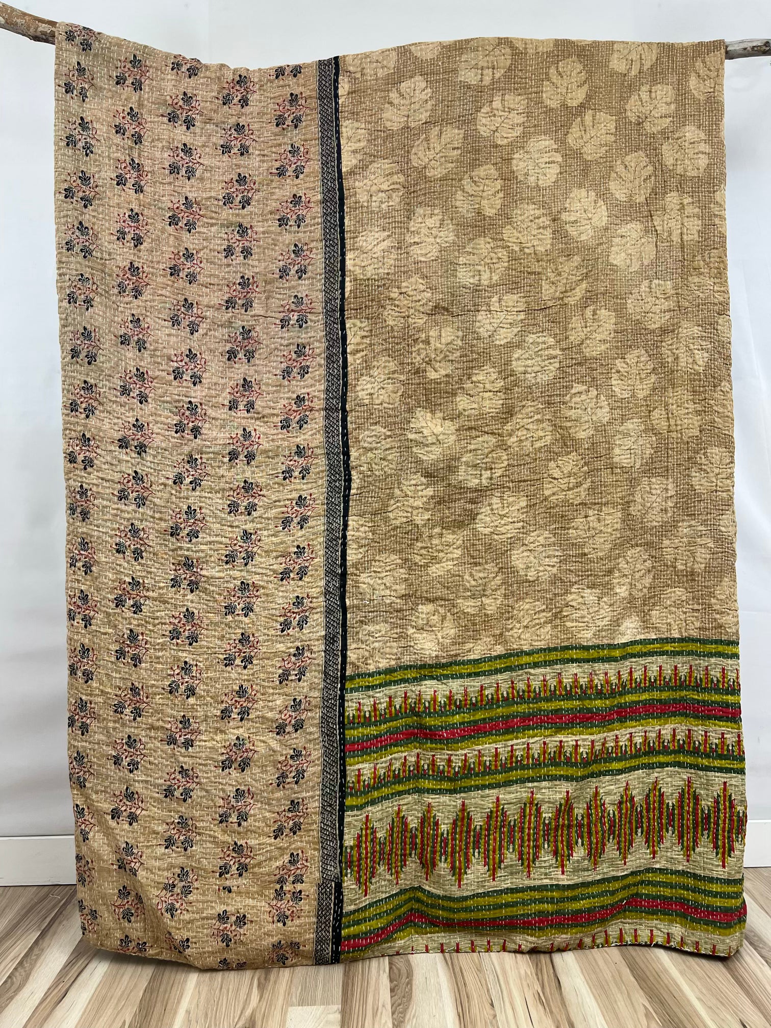 Patchwork Vintage Cotton Kantha Quilt - Queen