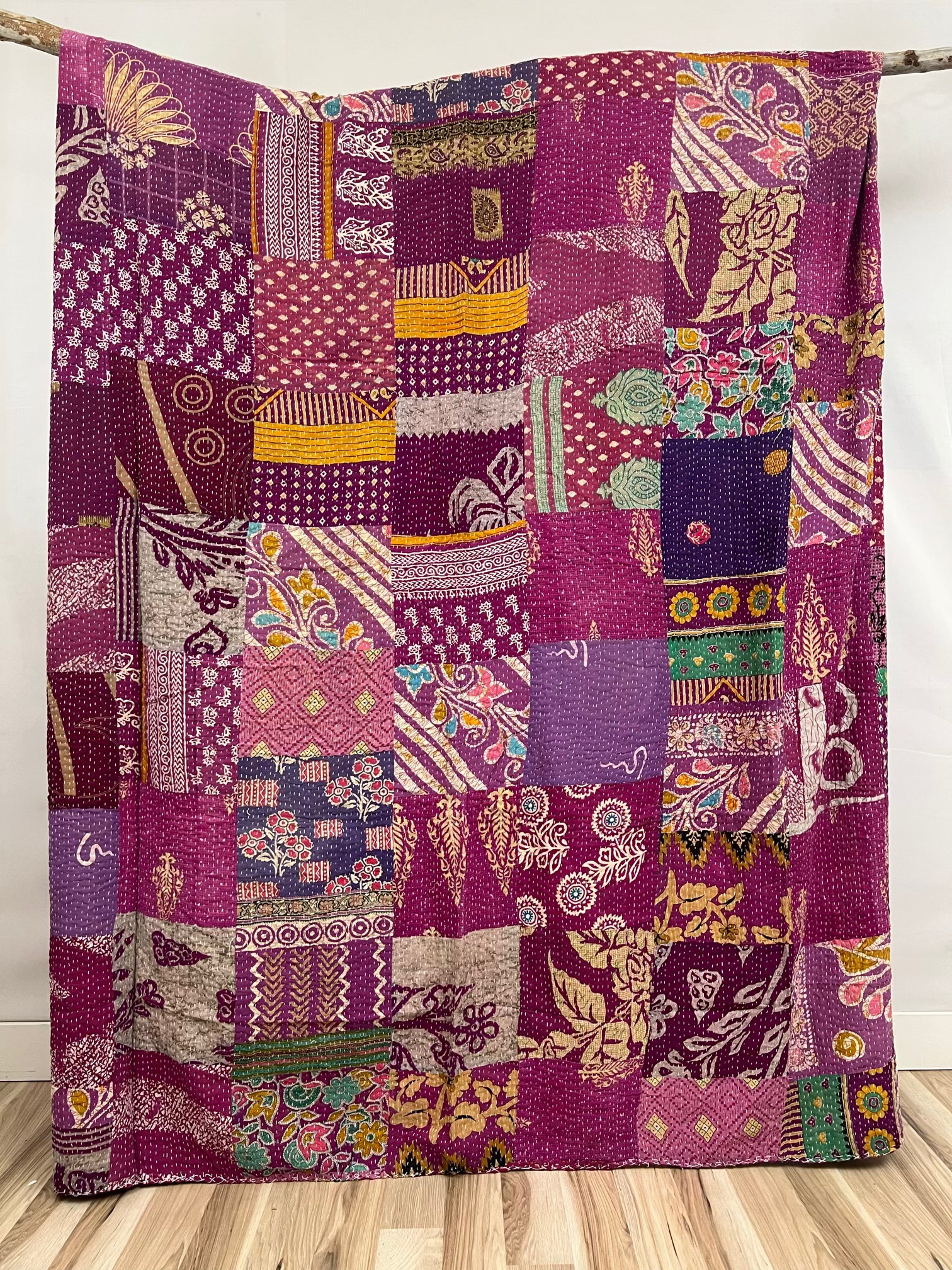 Patchwork Vintage Cotton Kantha Quilt - Queen