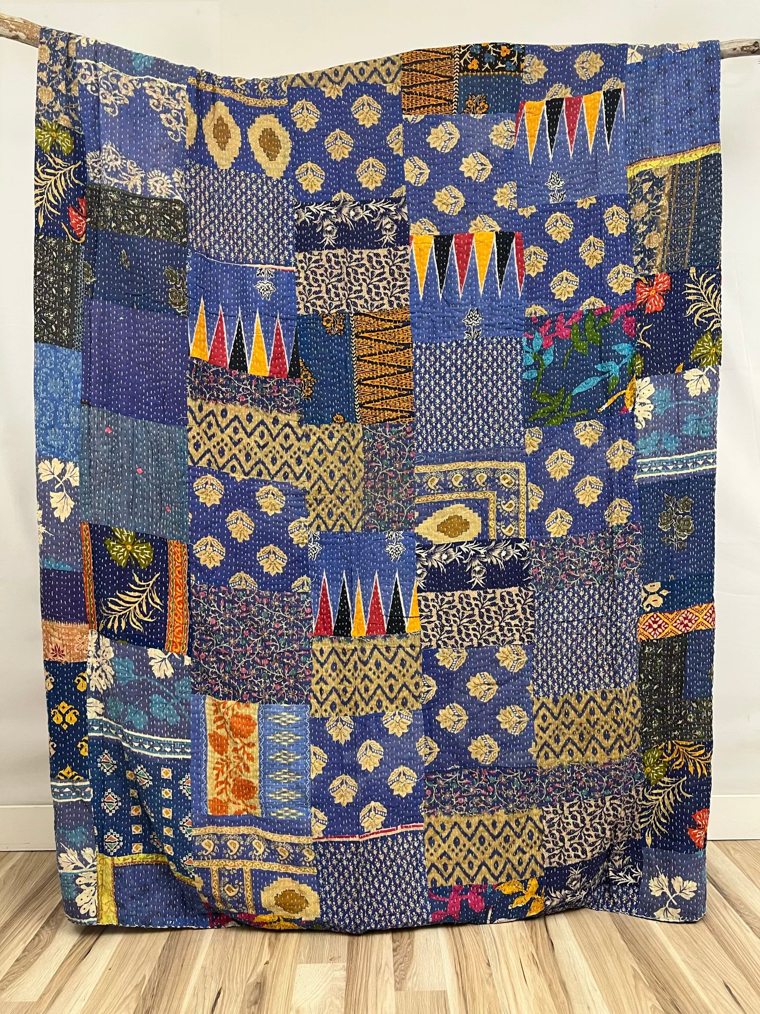 Patchwork Vintage Cotton Kantha Quilt - Queen