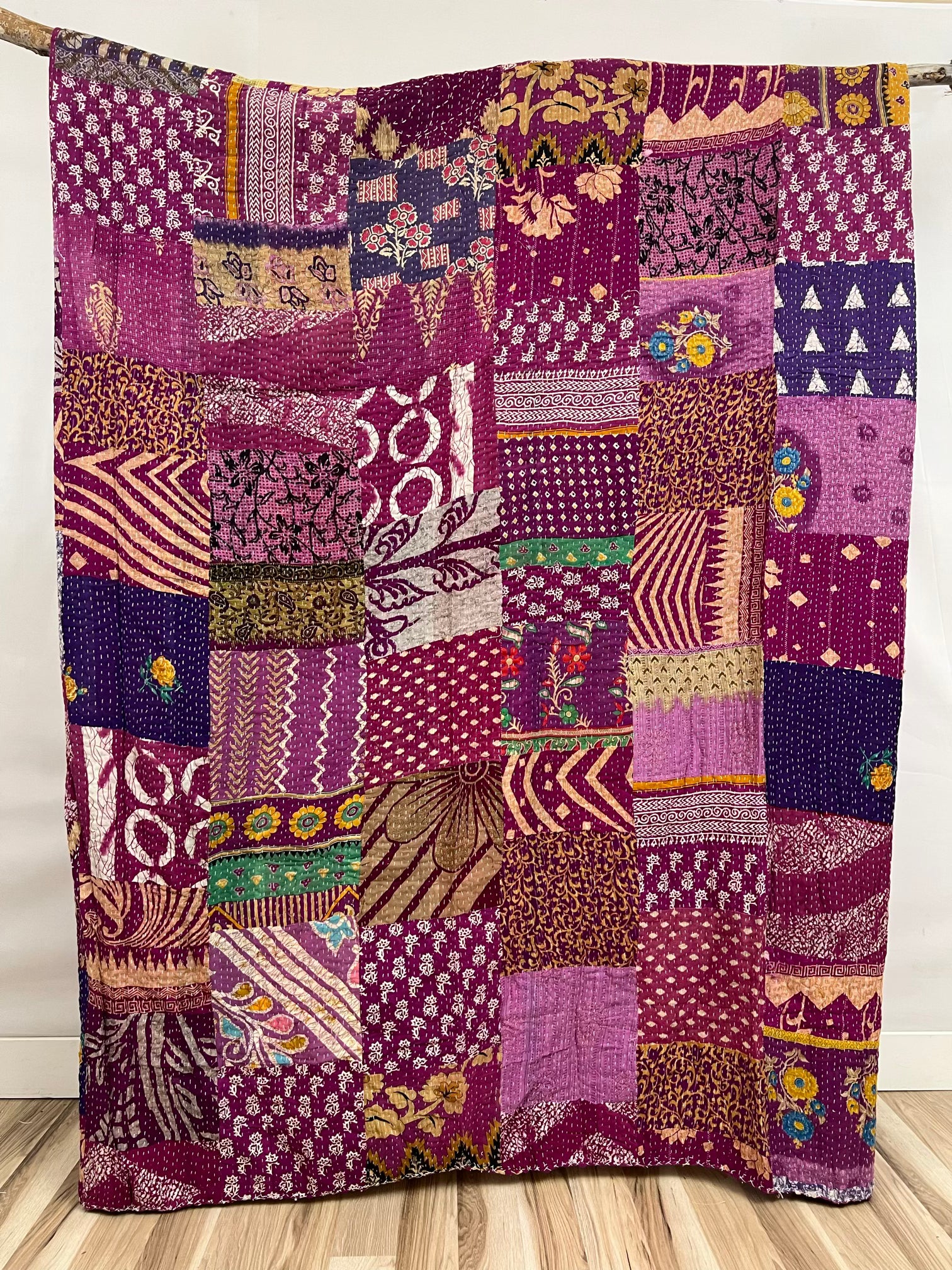 Patchwork Vintage Cotton Kantha Quilt - Queen