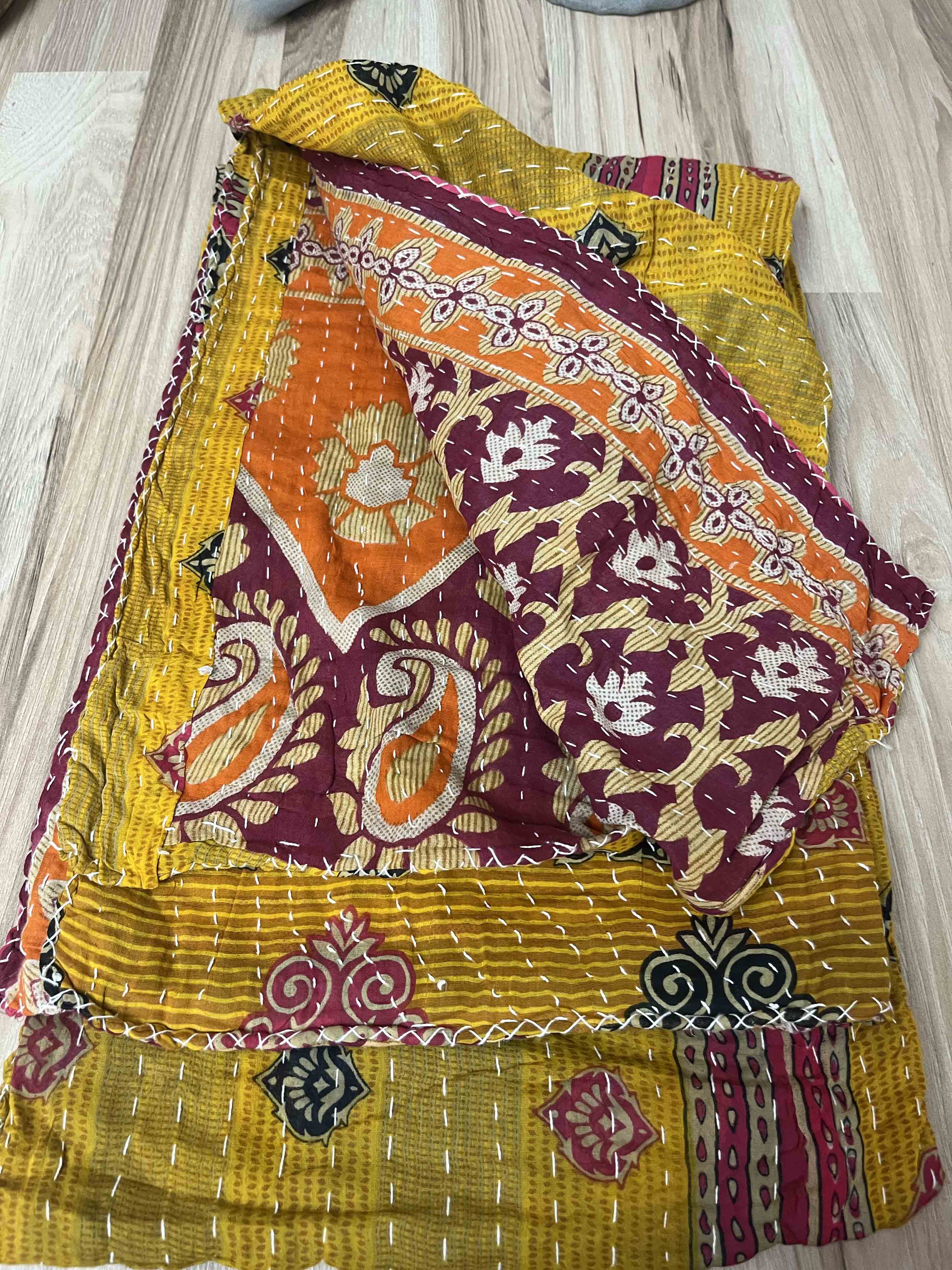 Vintage Cotton Kantha Quilt - Twin