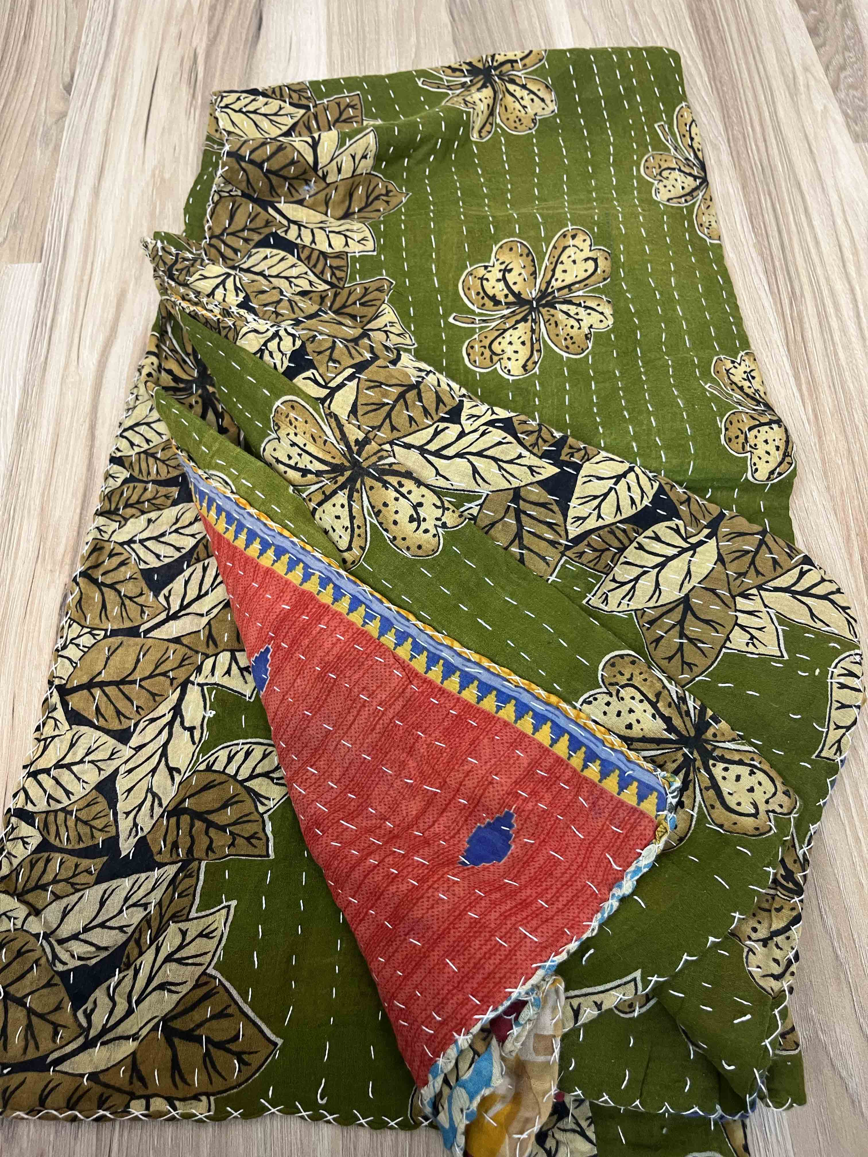 Vintage Cotton Kantha Quilt - Twin