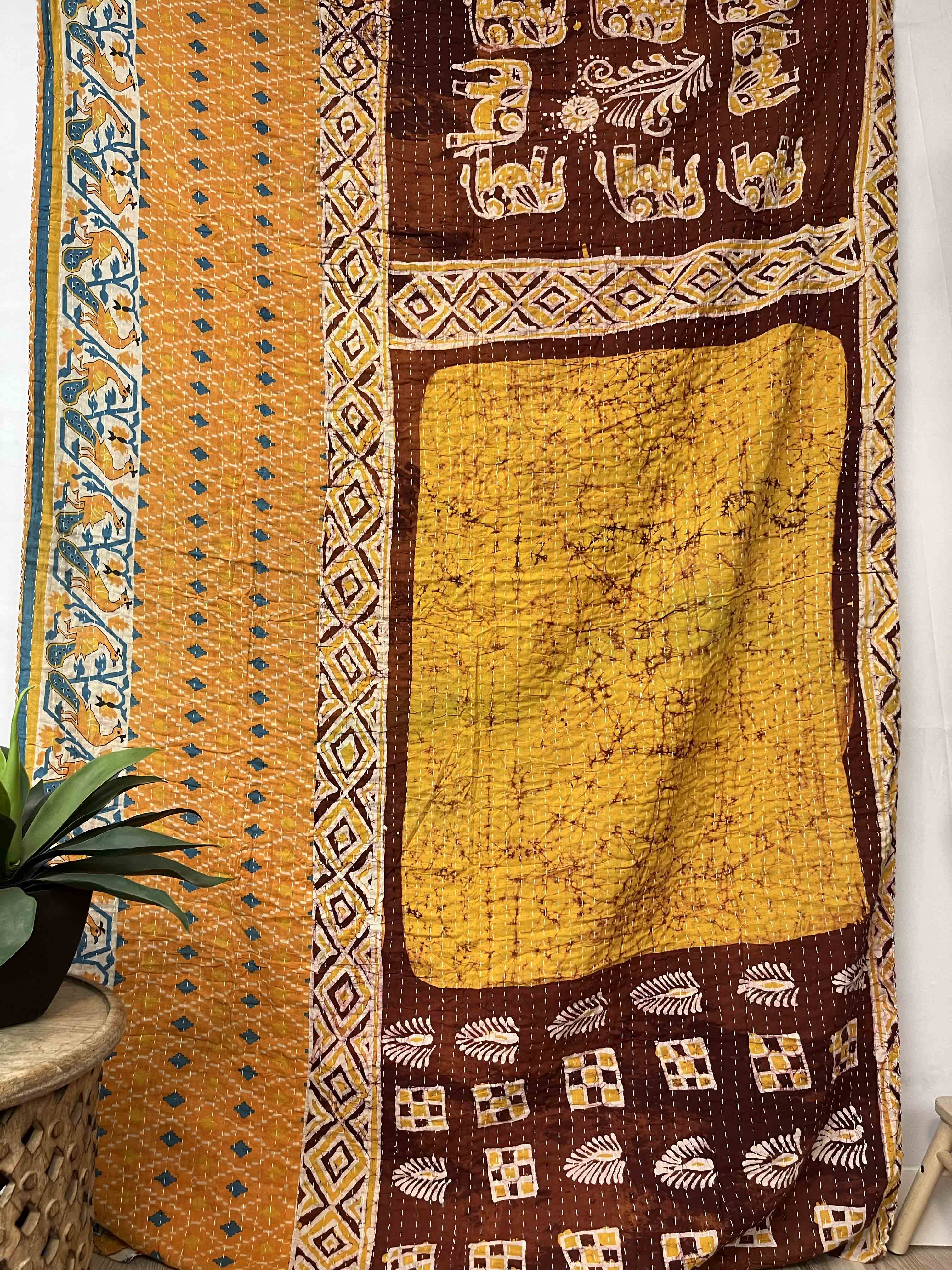 Vintage Cotton Kantha Quilt - Twin