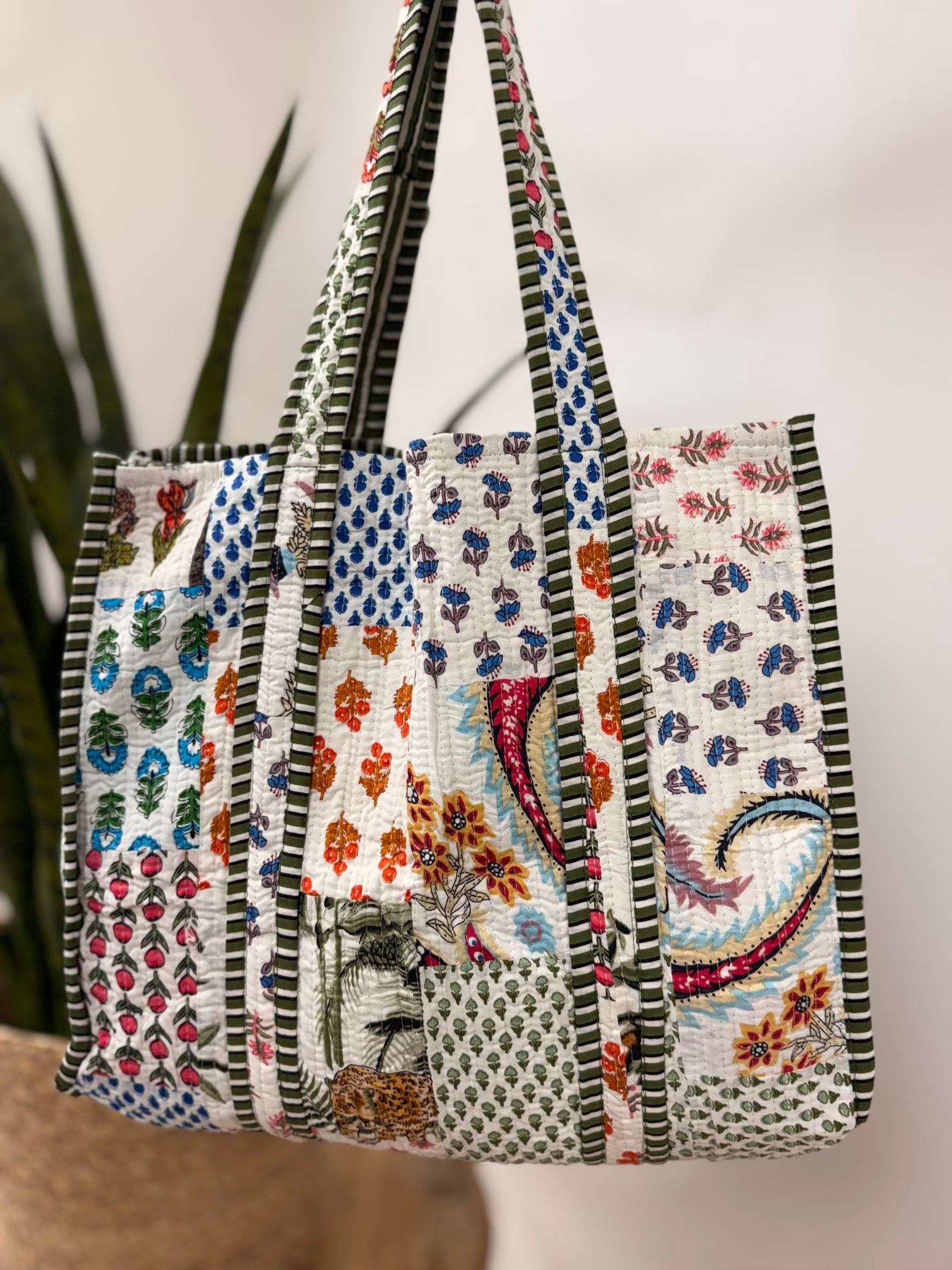 White Patchwork w/Green Trim Quilted Tote