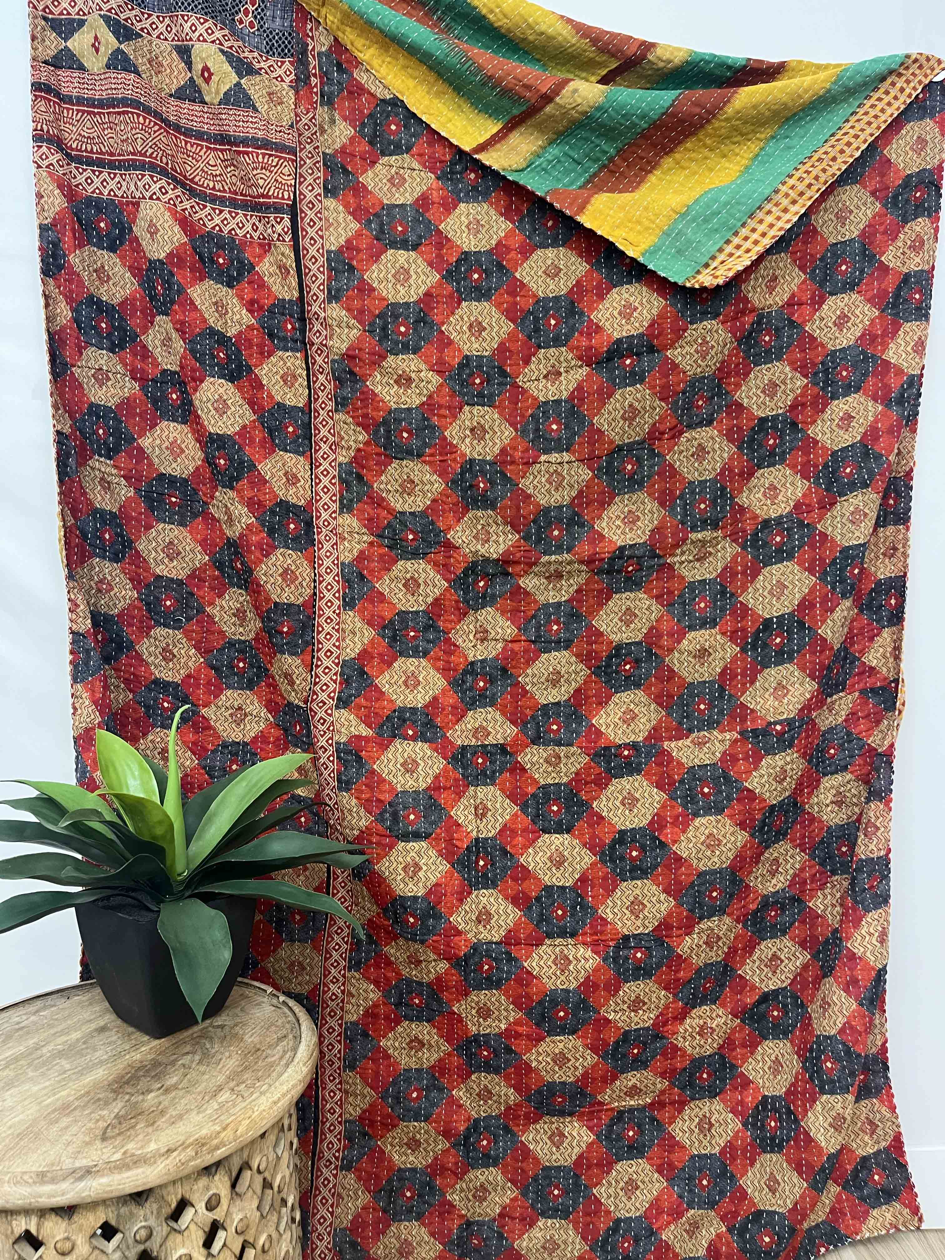 Vintage Cotton Kantha Quilt - Twin