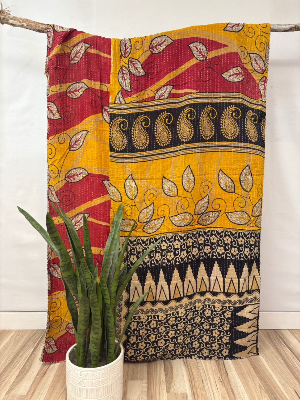 Vintage Cotton Kantha Quilt - Twin
