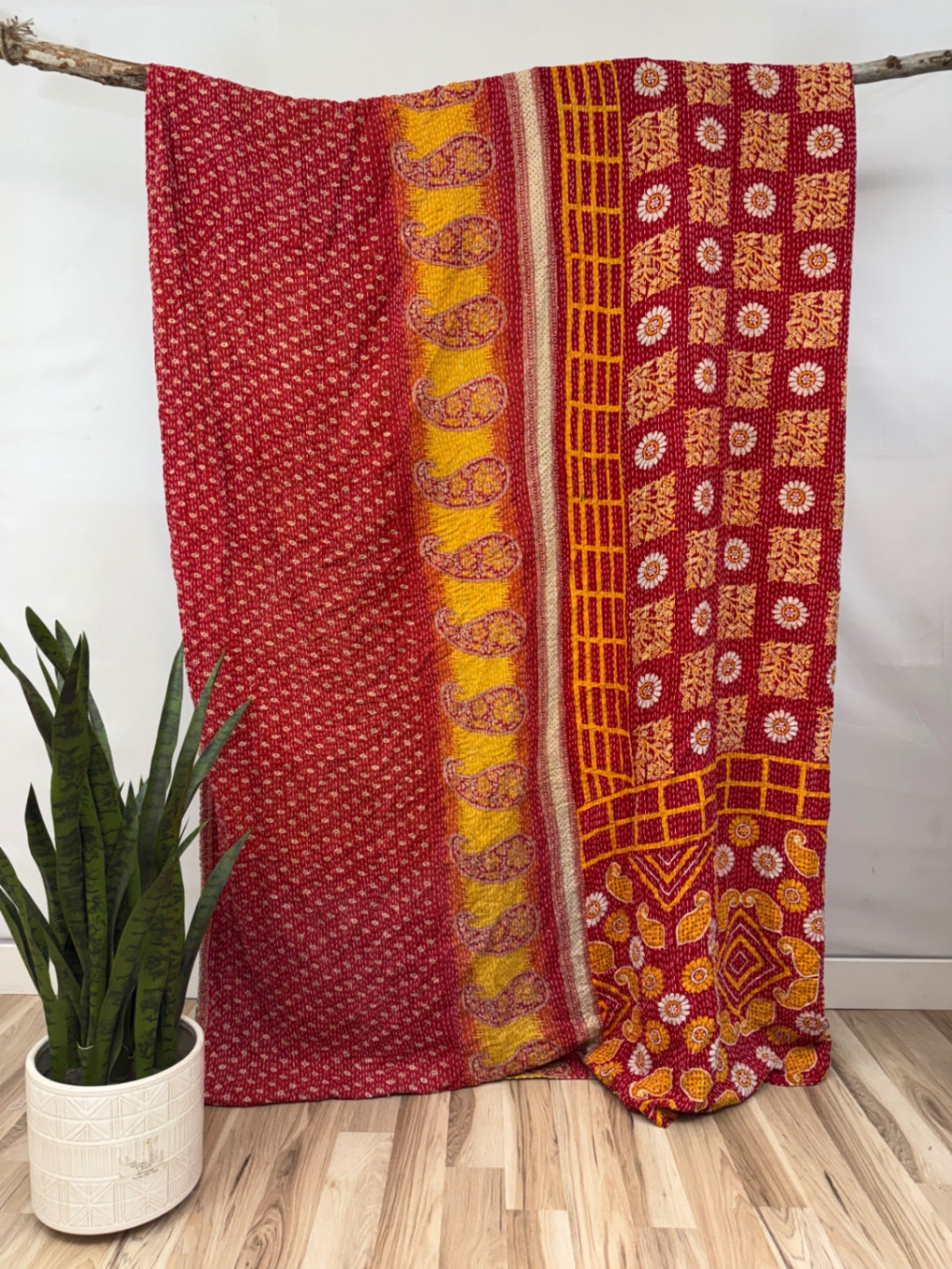 Patchwork Vintage Cotton Kantha Quilt - Queen