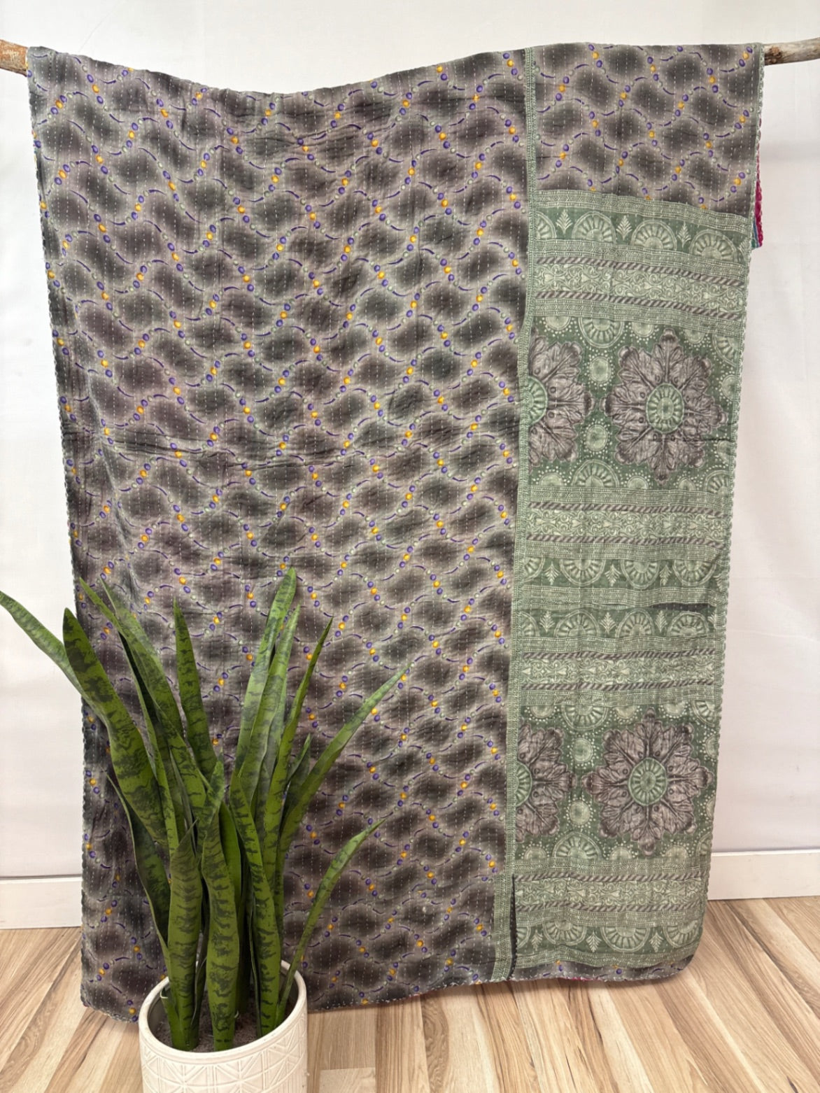 Vintage Cotton Kantha Quilt - Twin