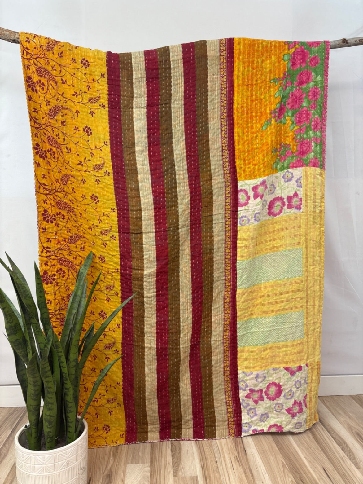 Vintage Cotton Kantha Quilt - Twin
