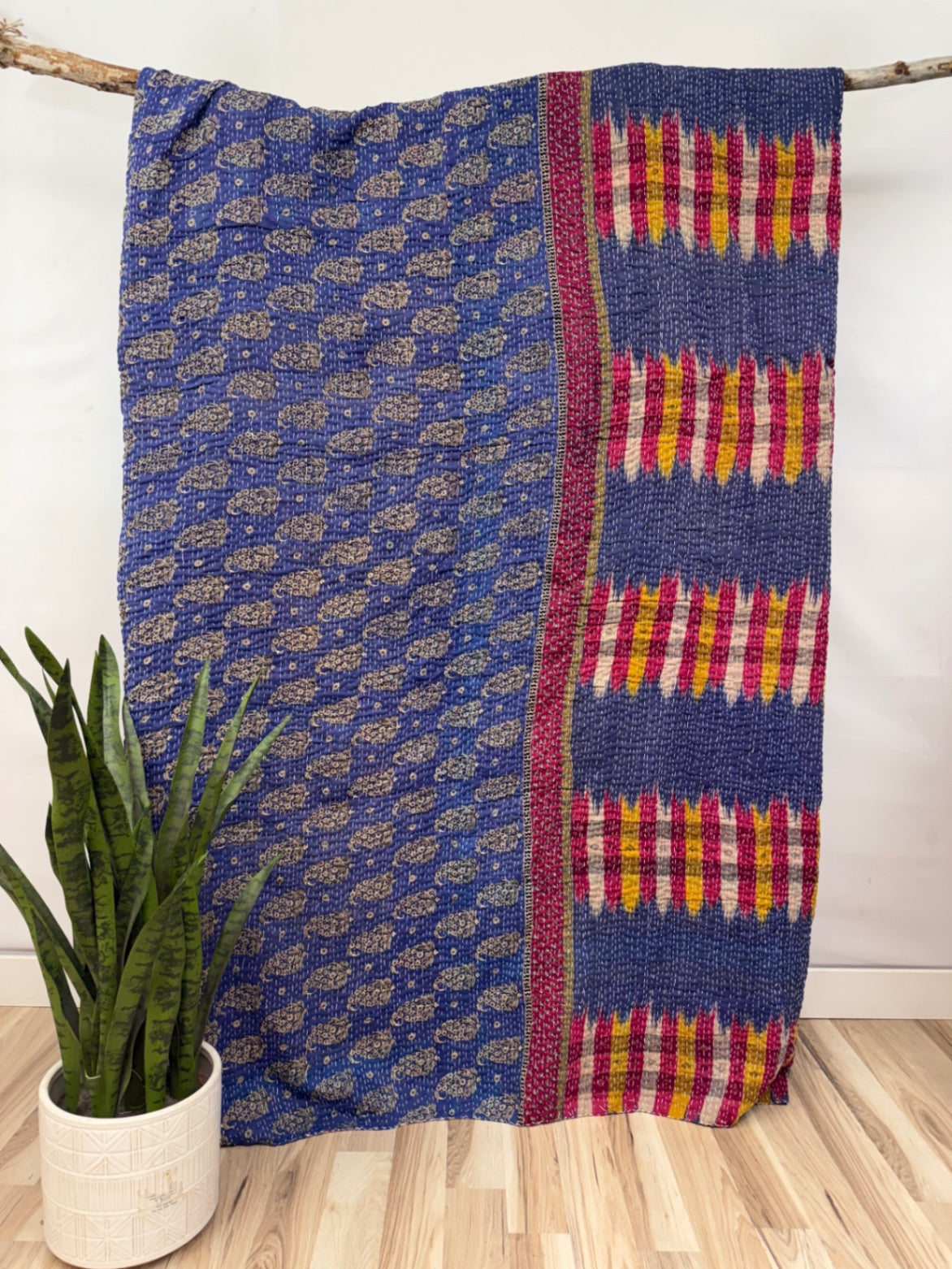Patchwork Vintage Cotton Kantha Quilt - Queen