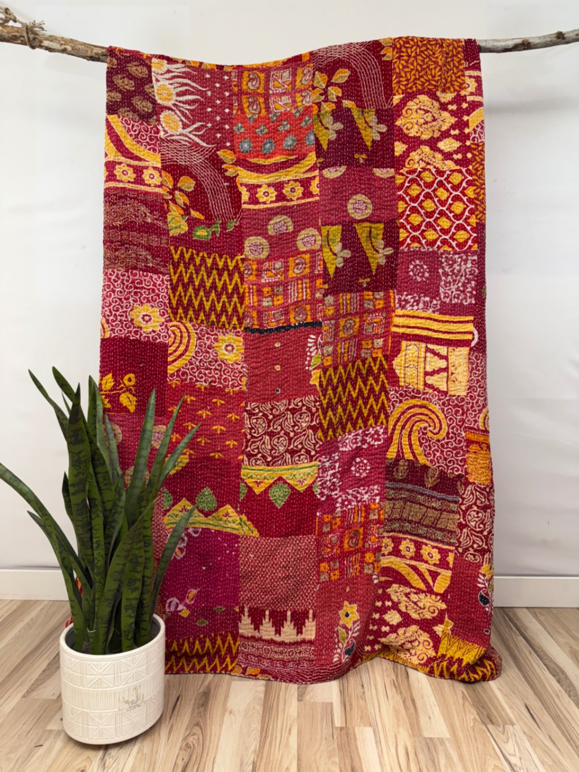 Patchwork Vintage Cotton Kantha Quilt - Queen