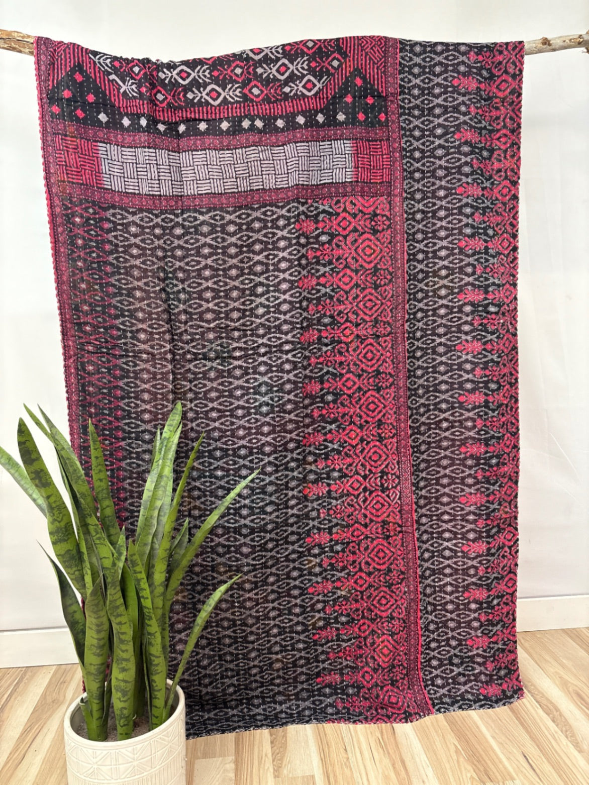 Vintage Cotton Kantha Quilt - Twin