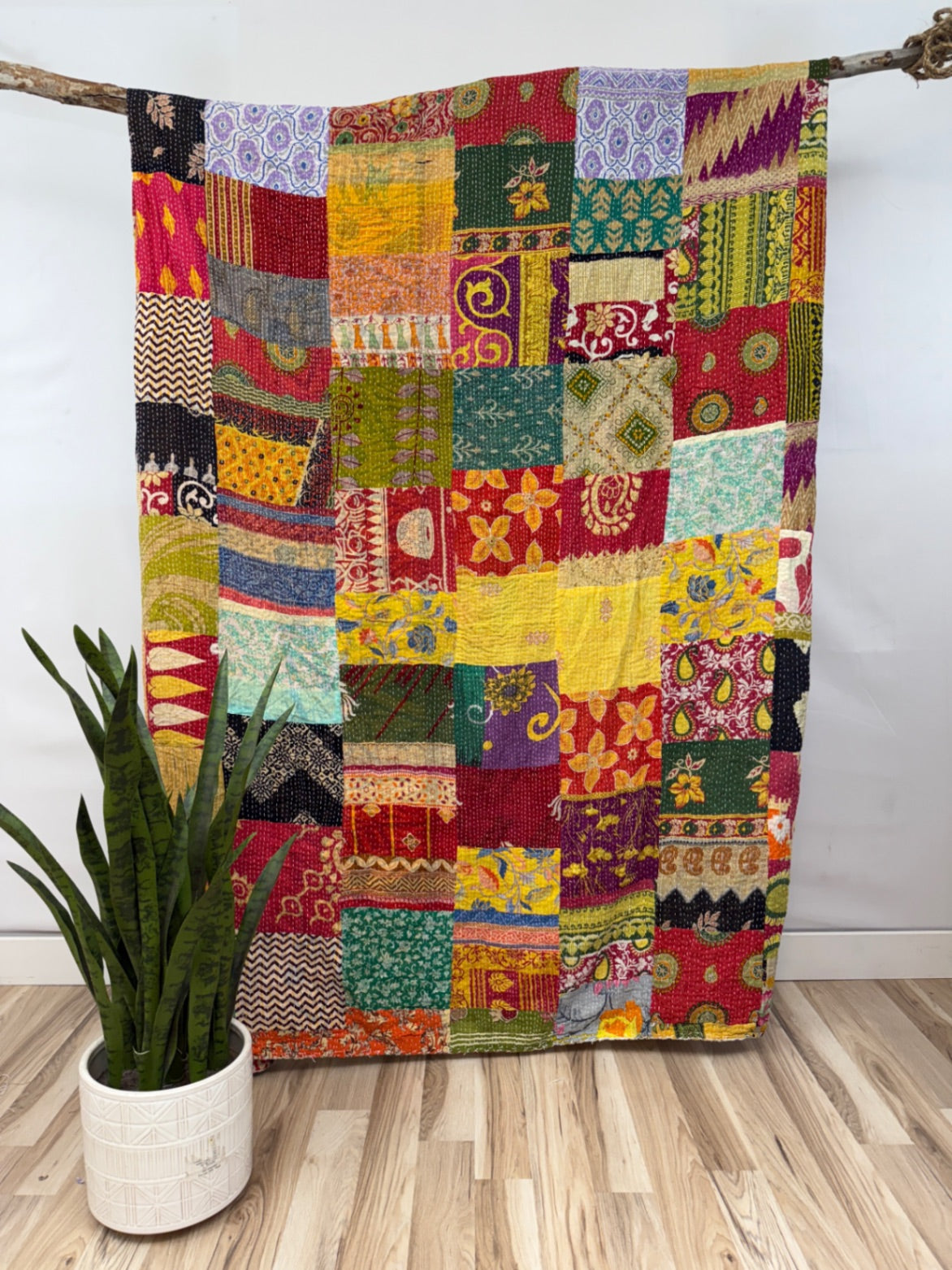 Patchwork Vintage Cotton Kantha Quilt - Queen