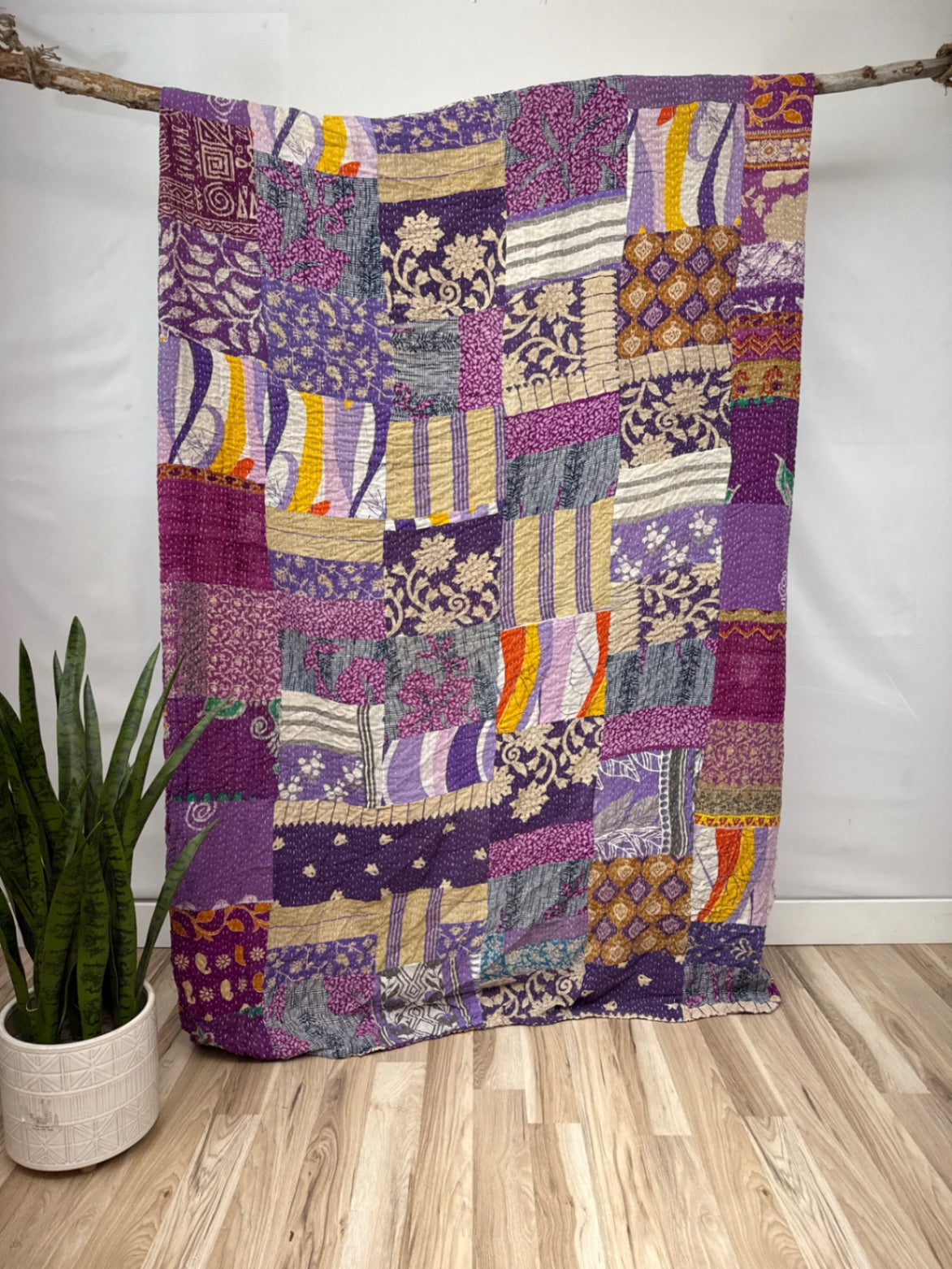 Patchwork Vintage Cotton Kantha Quilt - Queen