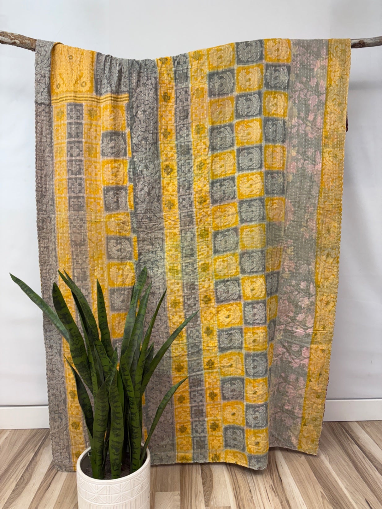 Vintage Cotton Kantha Quilt - Twin