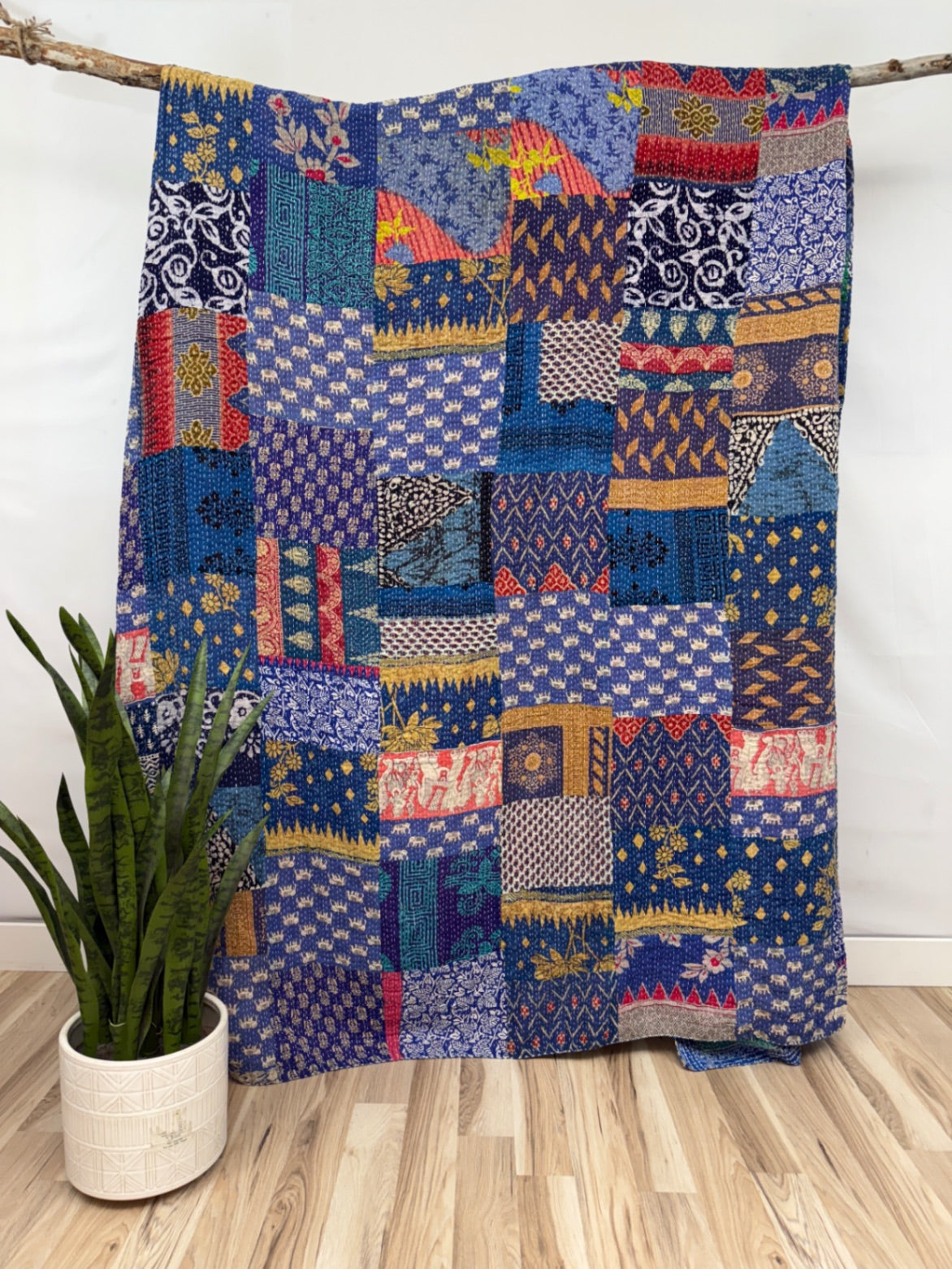 Patchwork Vintage Cotton Kantha Quilt - Queen