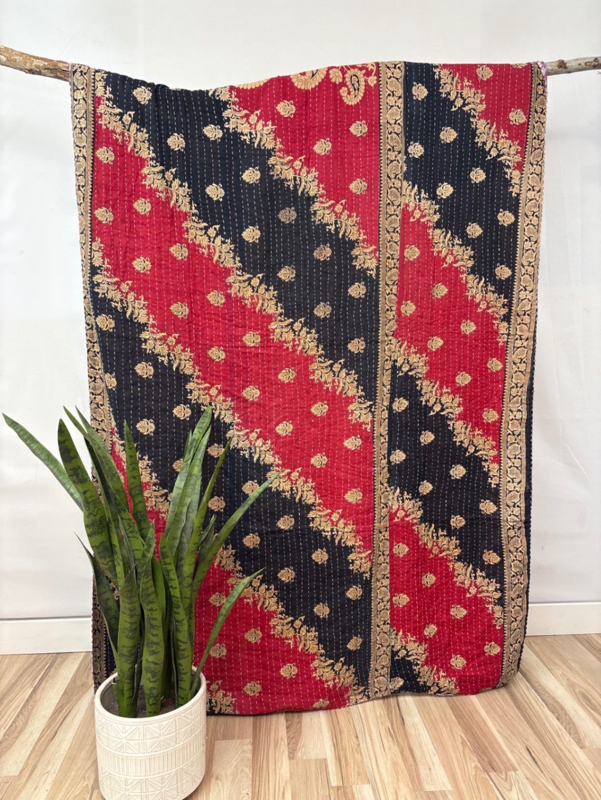 Vintage Cotton Kantha Quilt - Twin