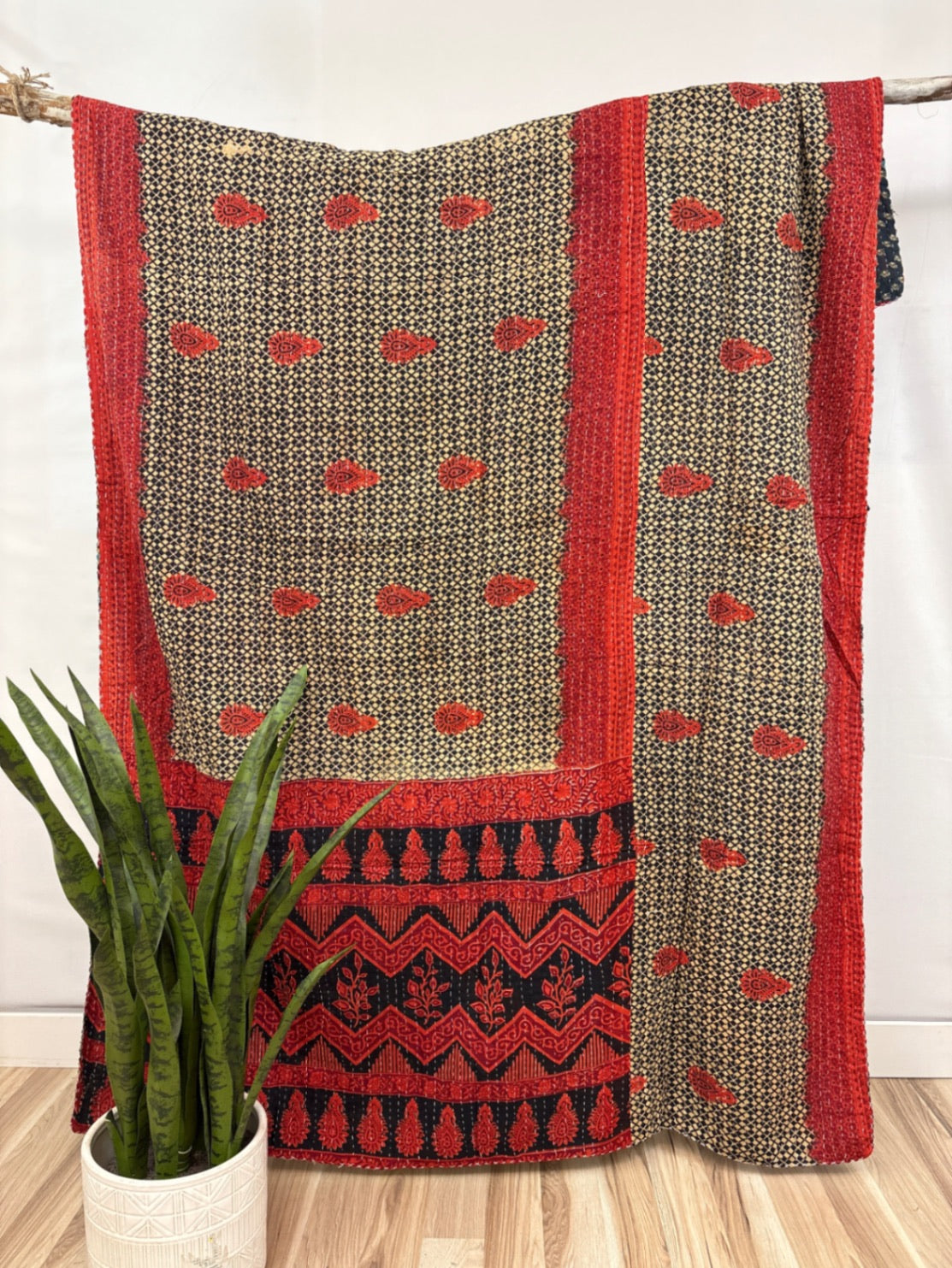 Patchwork Vintage Cotton Kantha Quilt - Twin
