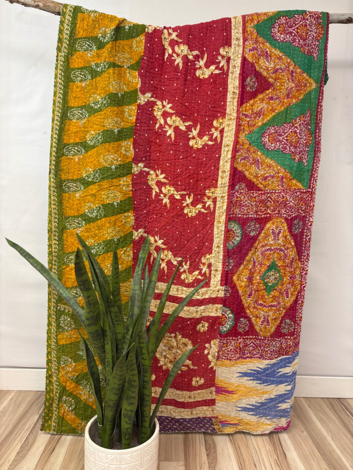 Vintage Cotton Kantha Quilt - Twin