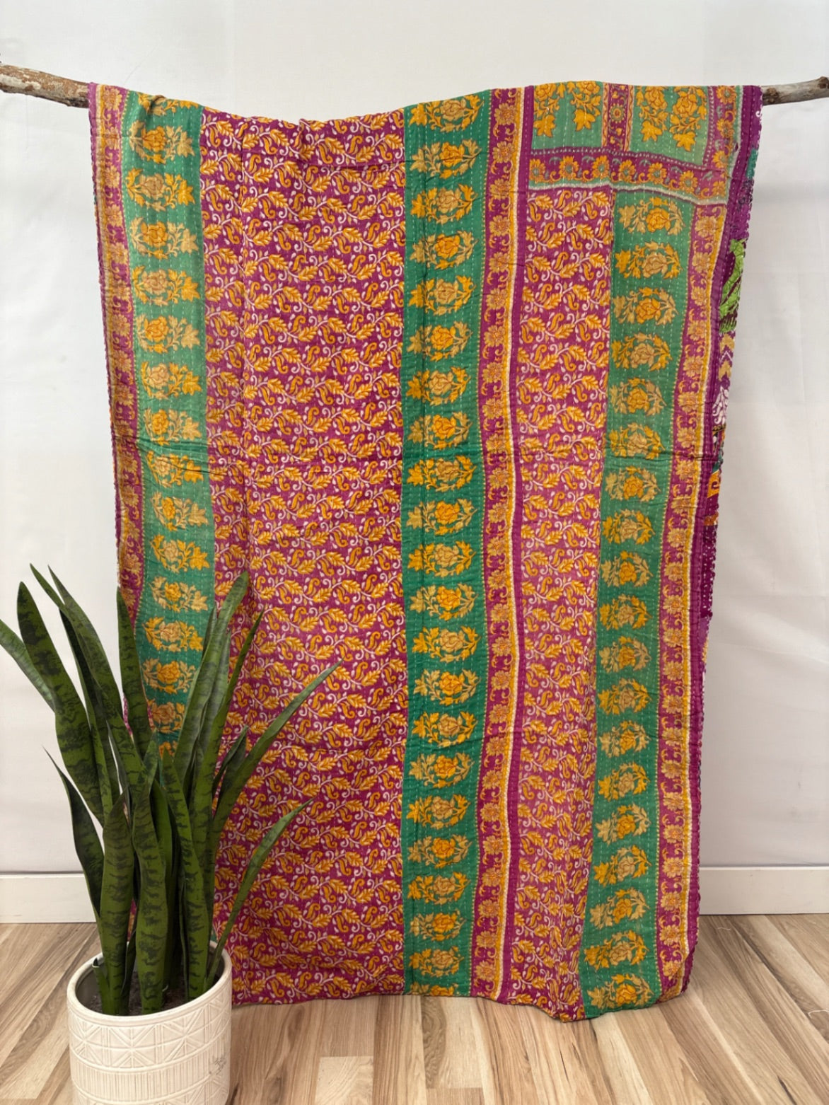 Patchwork Vintage Cotton Kantha Quilt - Twin